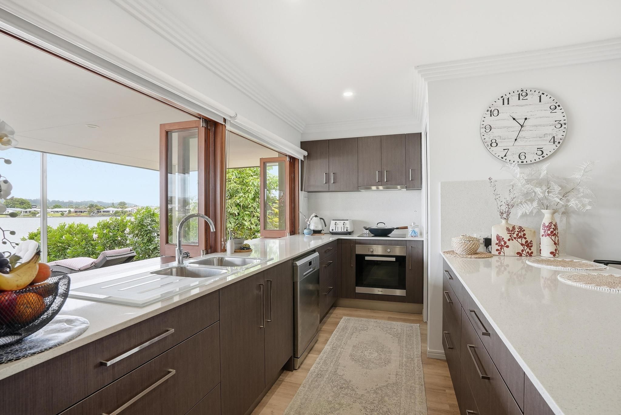 39 Ironbark Street, Elanora, QLD 4221