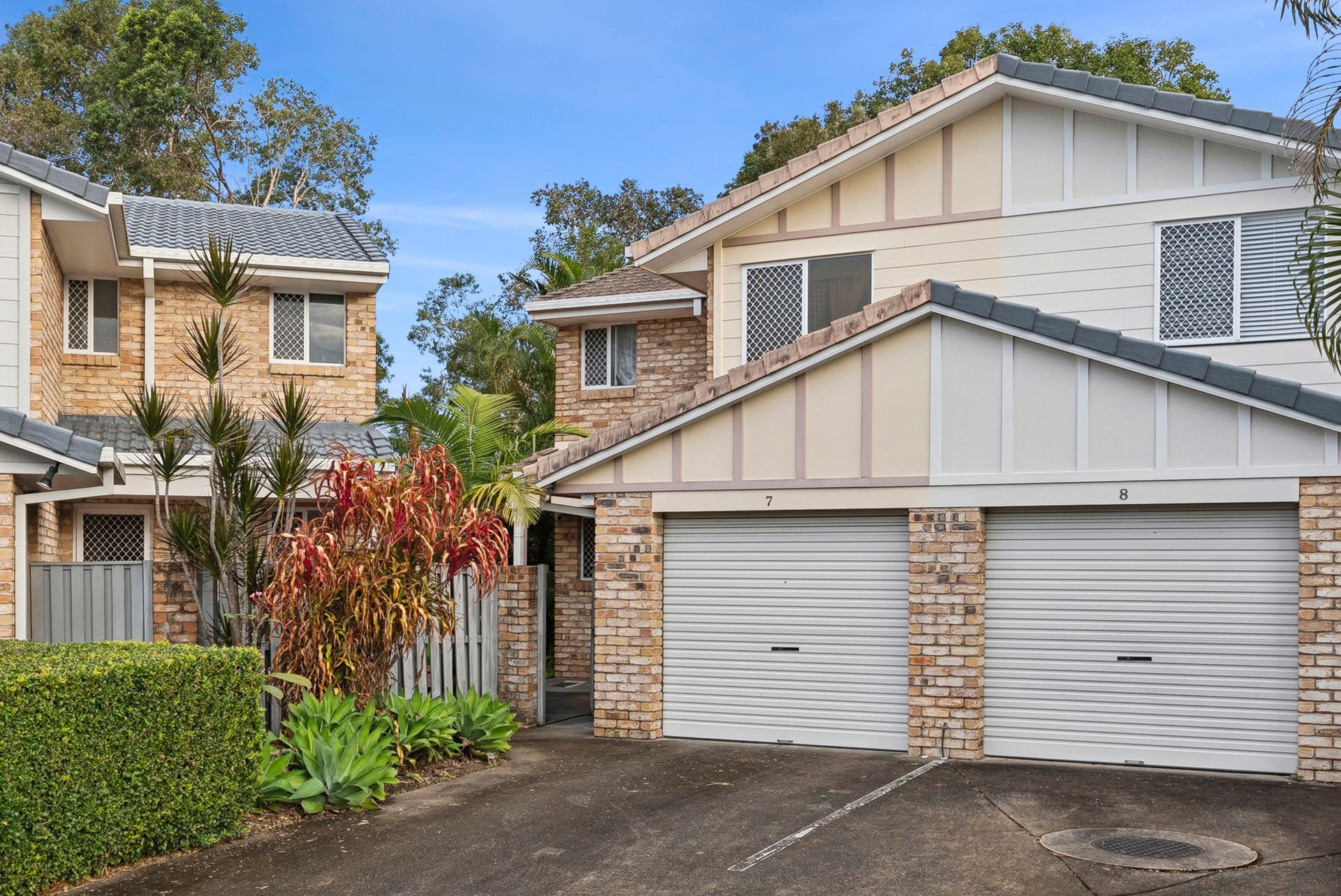 9-15 Harrier Drive, Burleigh Waters QLD 4220