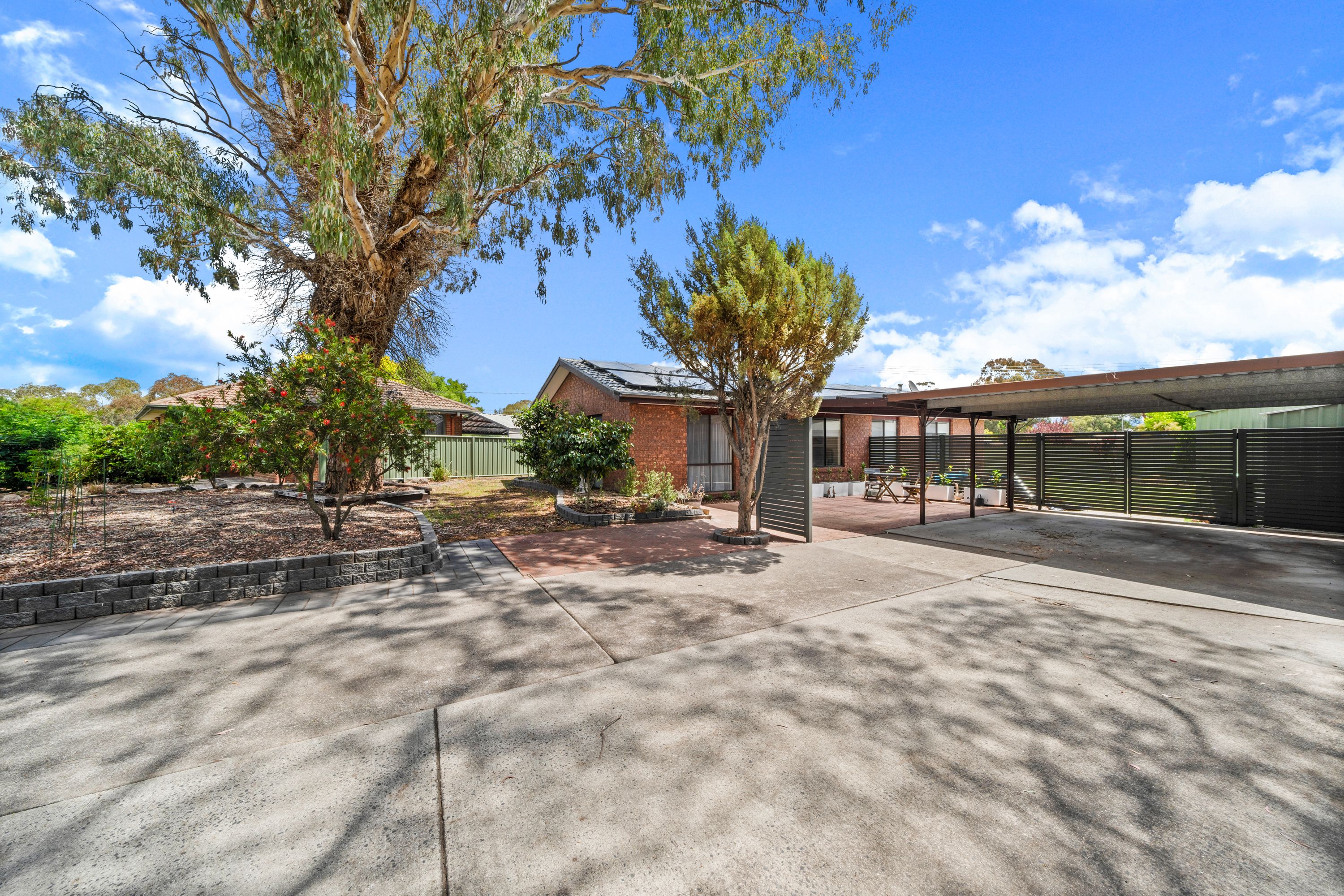 12 Truganini Place, Chisholm, ACT 2905