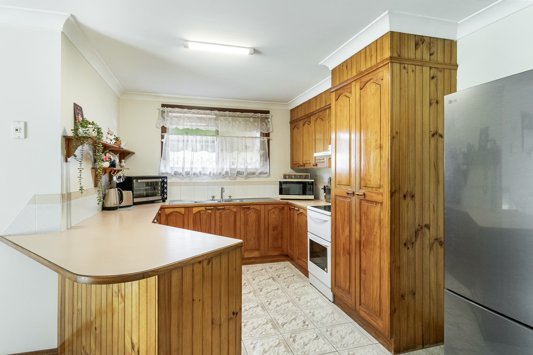 11 Sapphire Close — photo 5 of 16