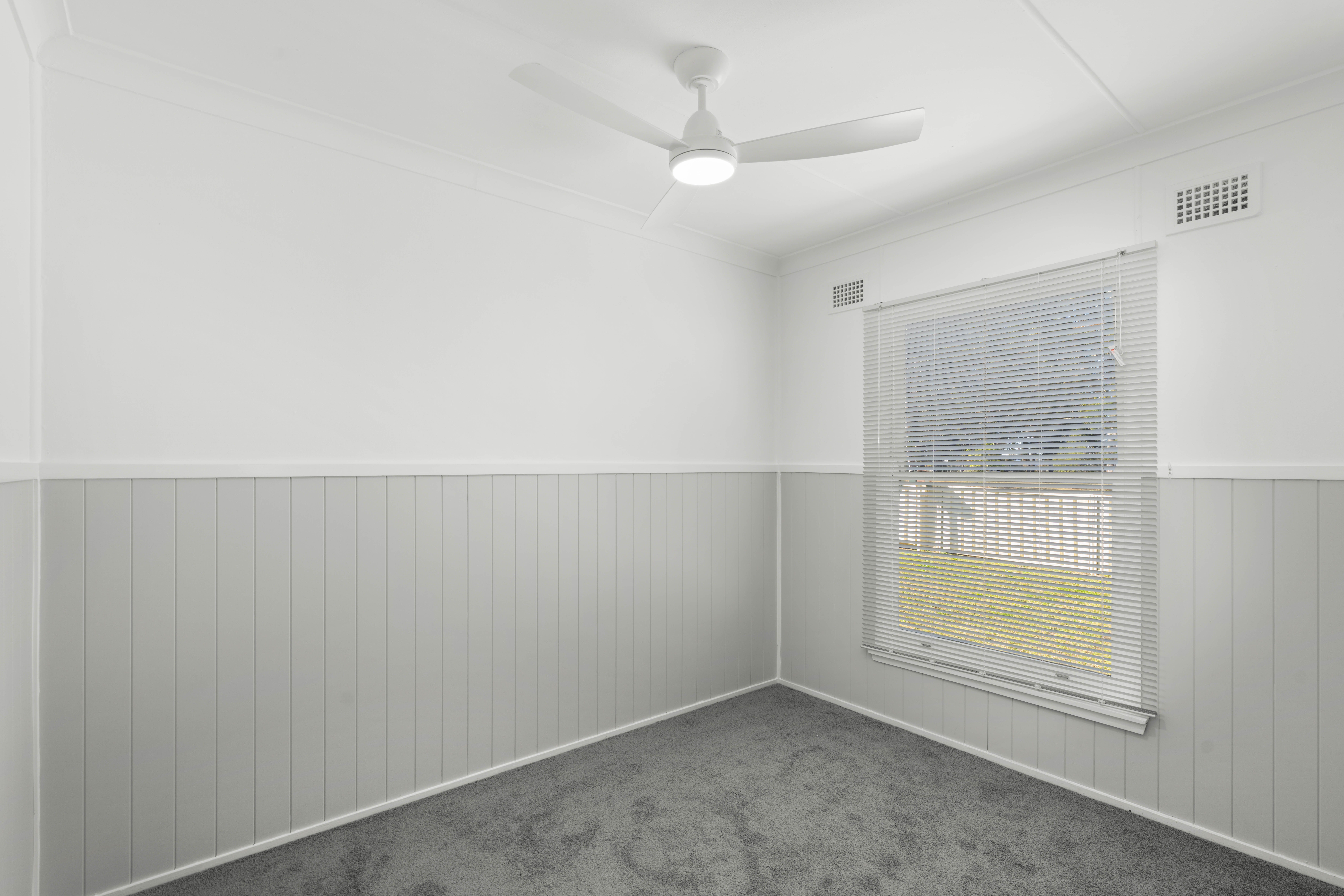 183 Kinghorne Street — photo 11 of 24
