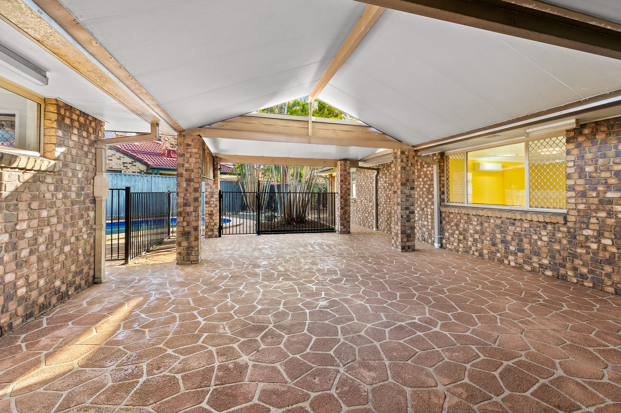 22 Mayfair Place — photo 15 of 20