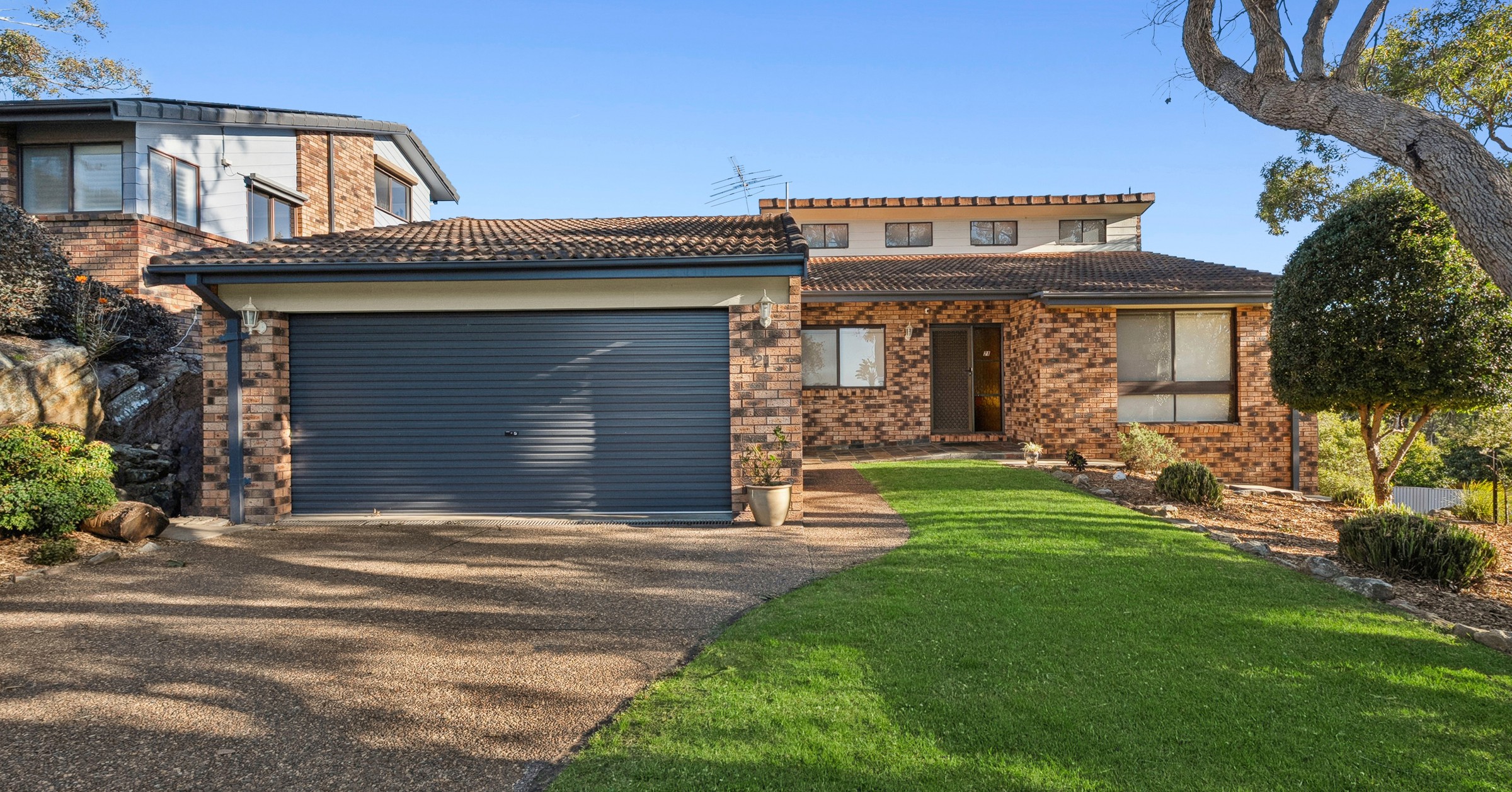 Bush Car Colouring 21 Austin Street, Illawong, NSW 2234 - House for Sale - Ray White ...