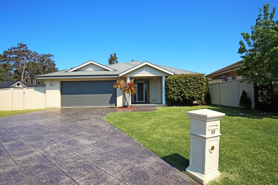 22 Coral Gum Court, Worrigee, NSW 2540