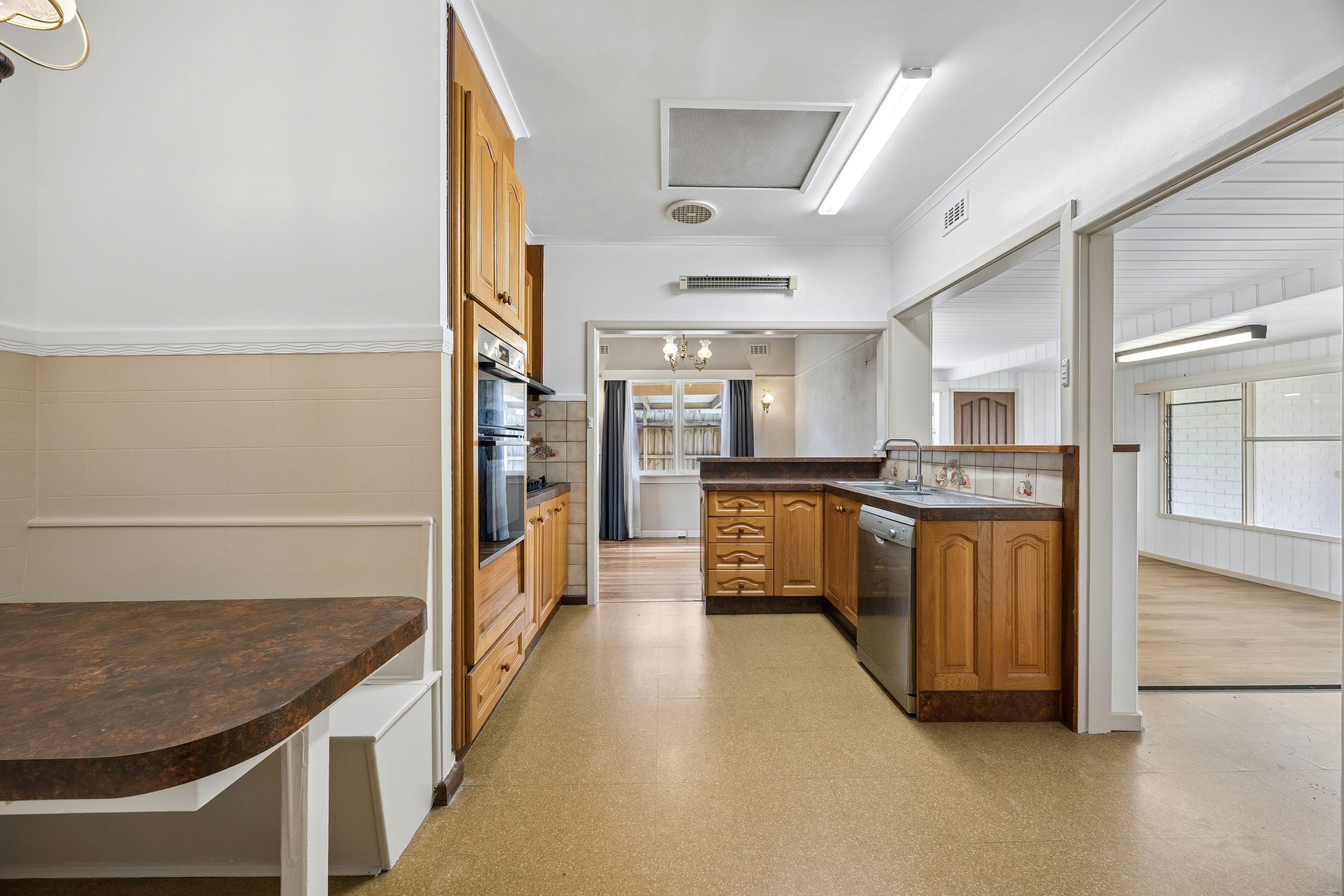 69 Lower Dandenong Road, Mentone, VIC 3194