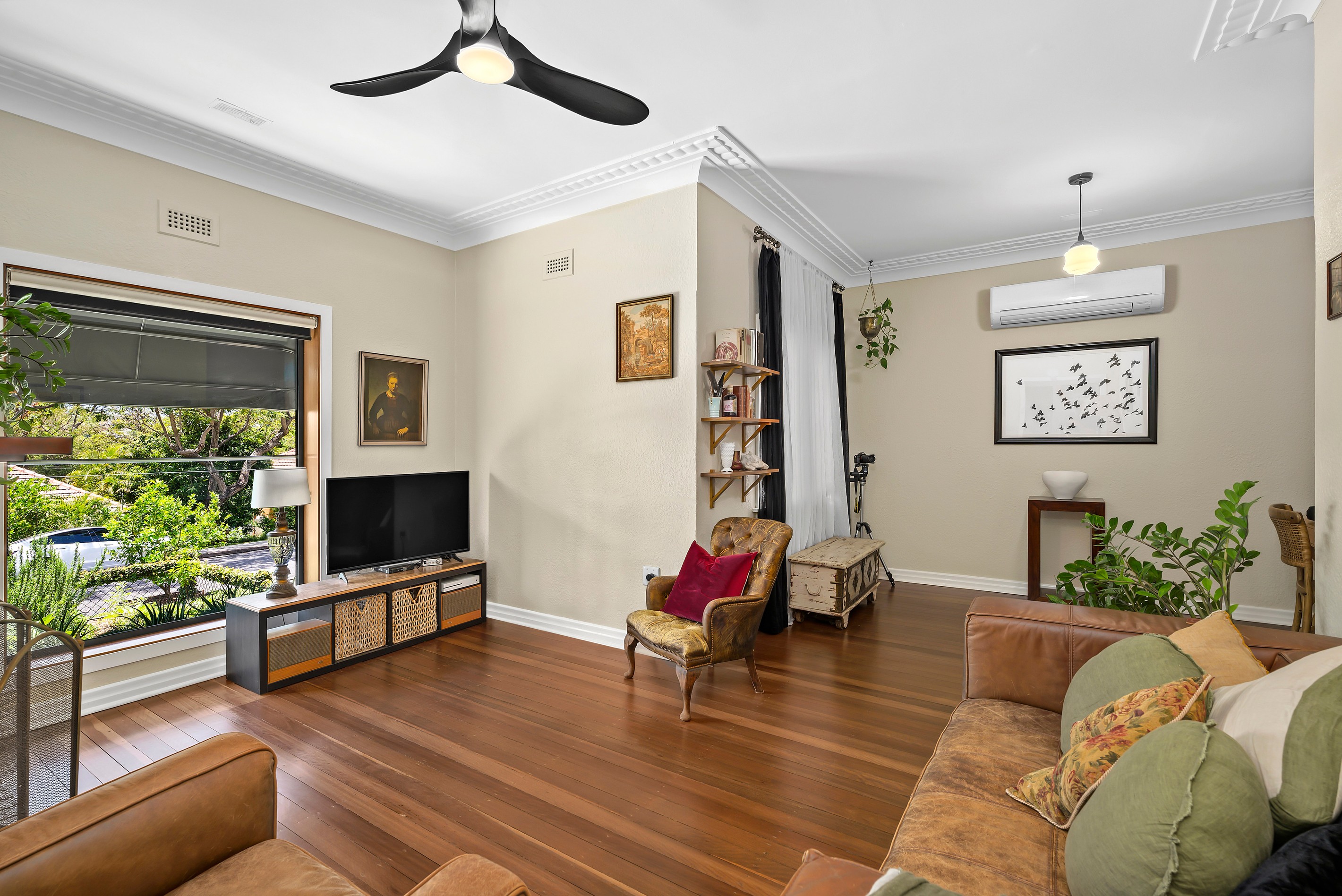 37 Crutchley Street, Fairfield, QLD 4103