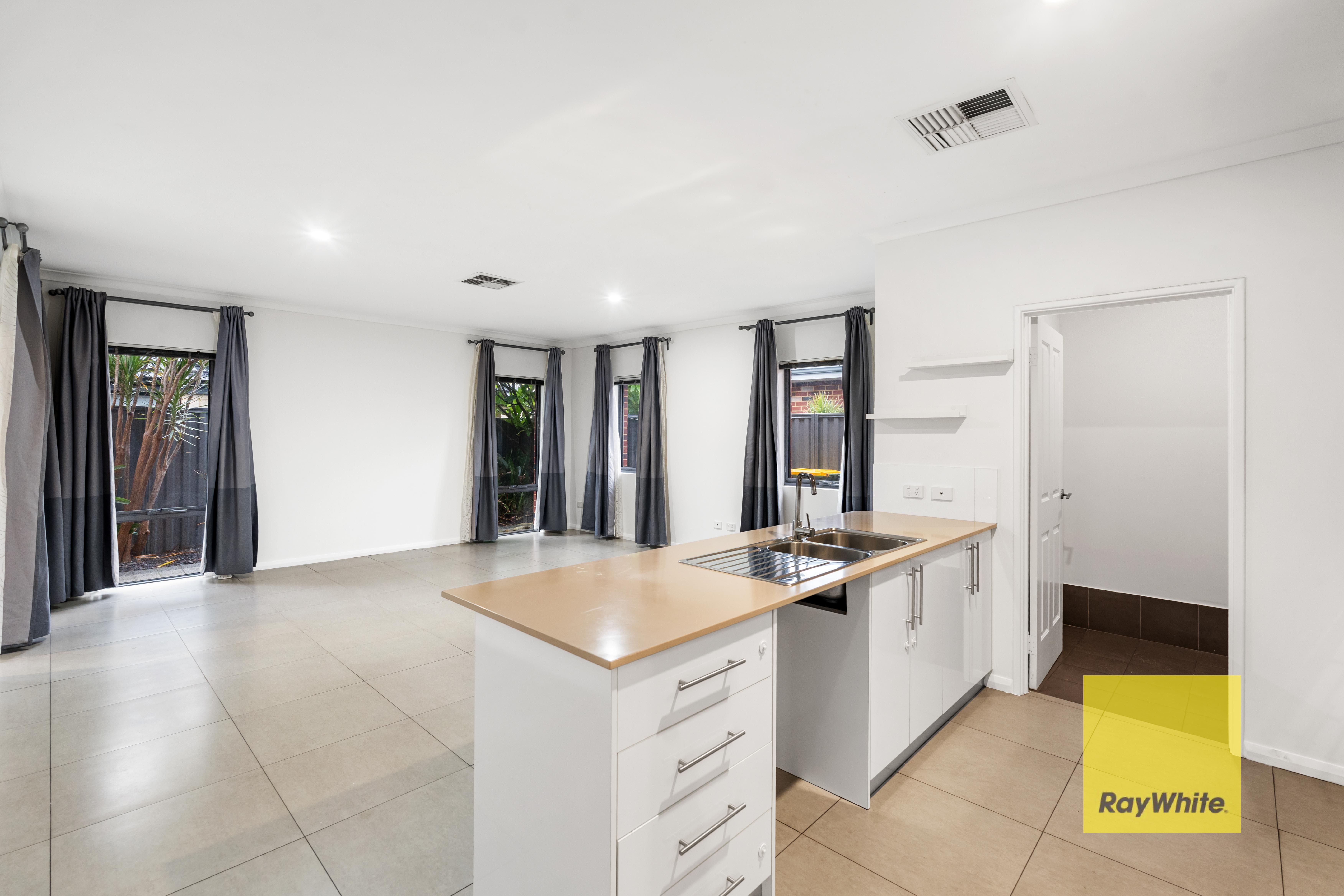 203C Hicks Street — photo 8 of 23