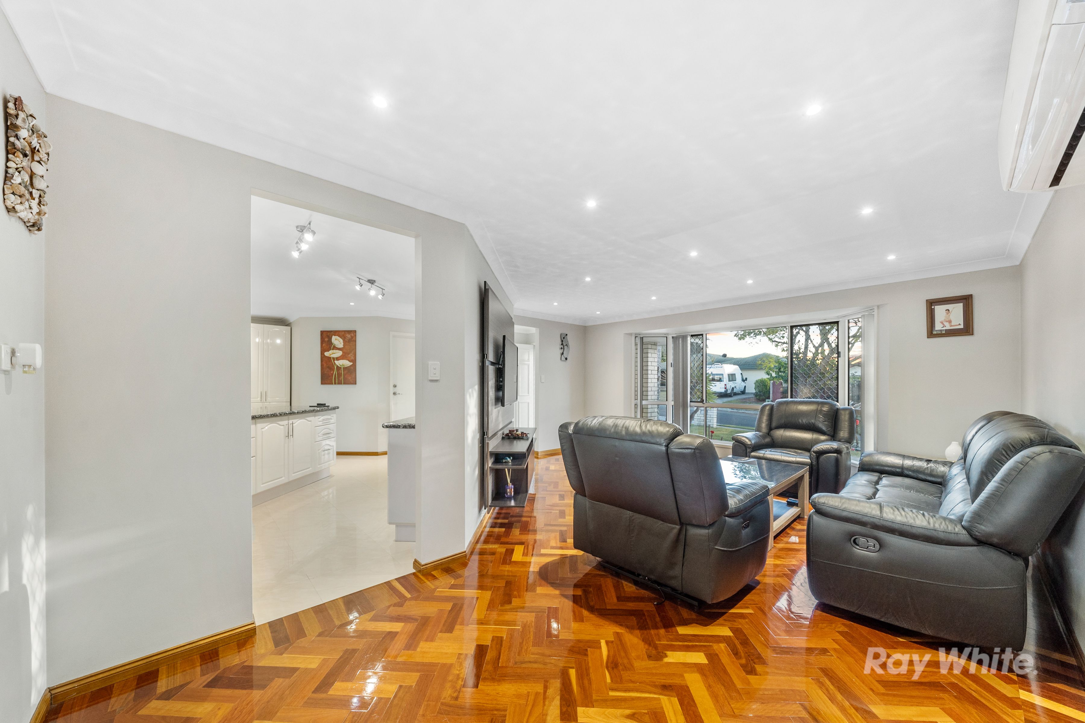 14 Fromelles Court — photo 5 of 22