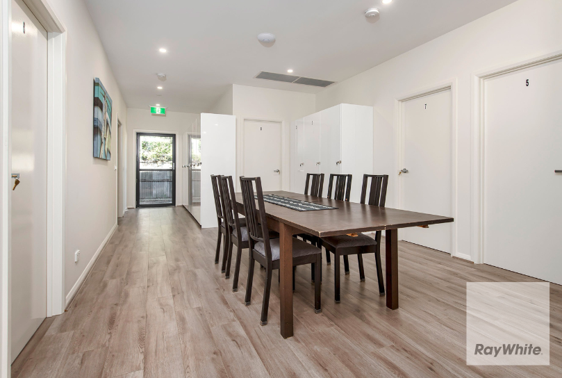 13 Wilkinson Crescent — photo 6 of 12