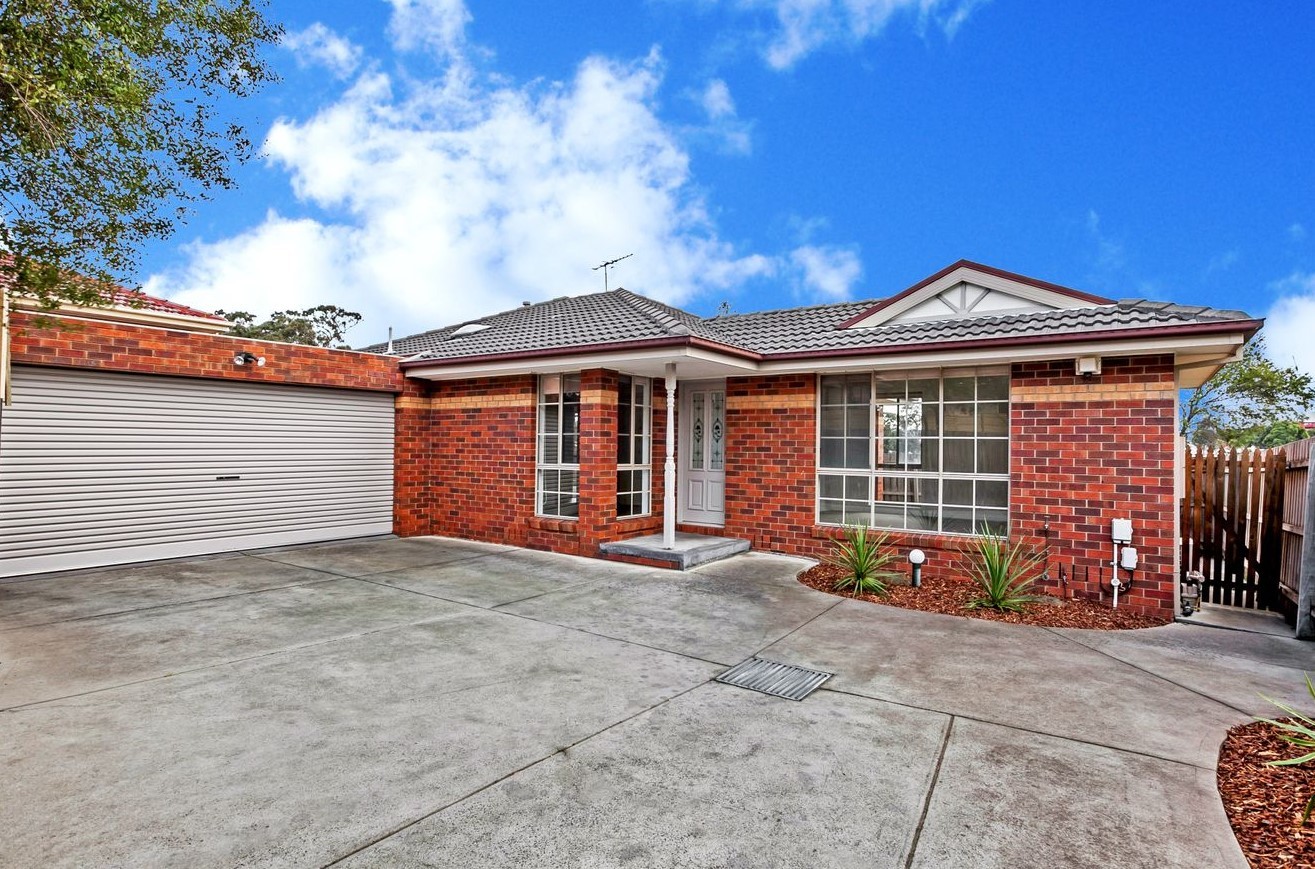 17B Buick Crescent, Mill Park, VIC 3082
