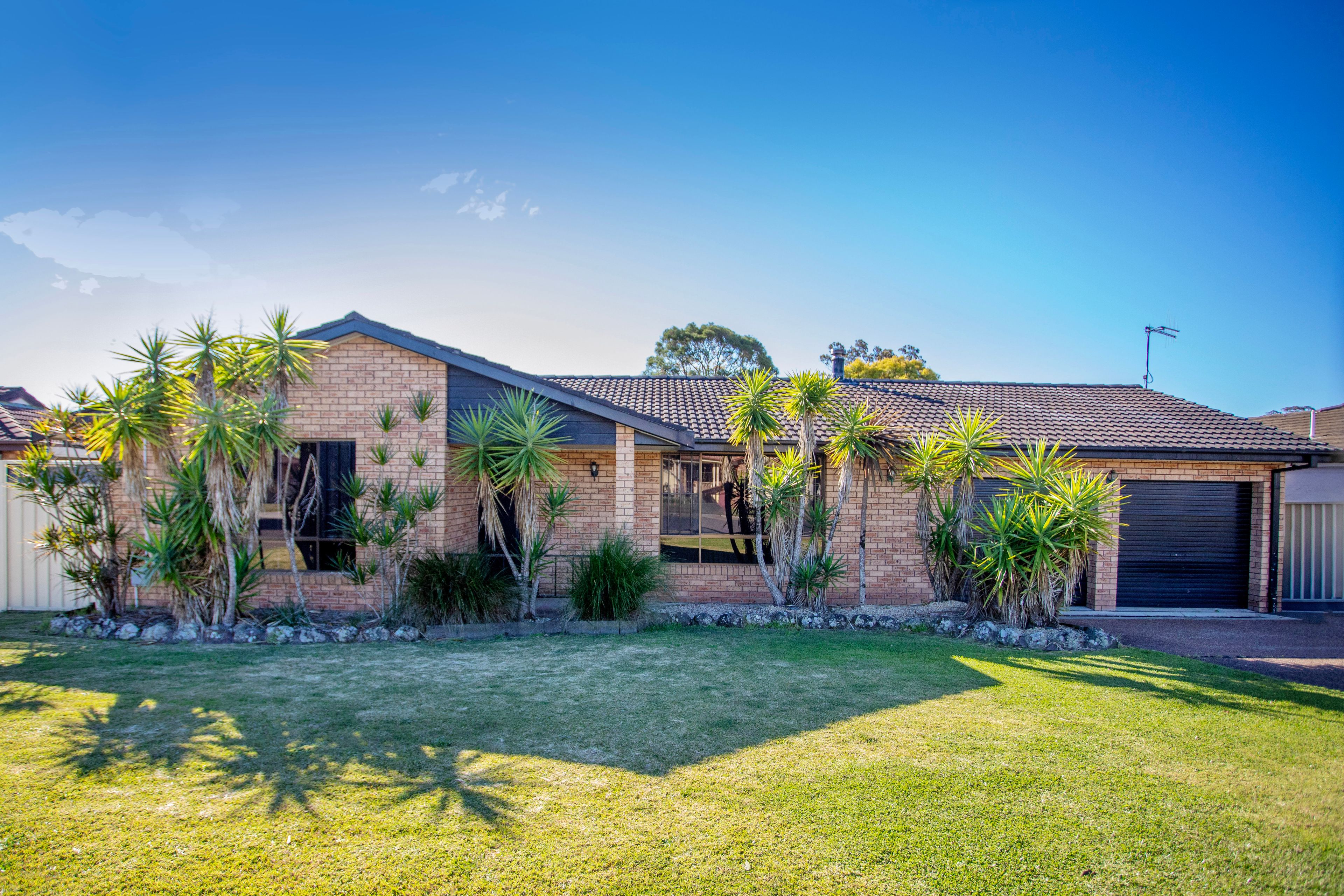 14 Hickory Crescent