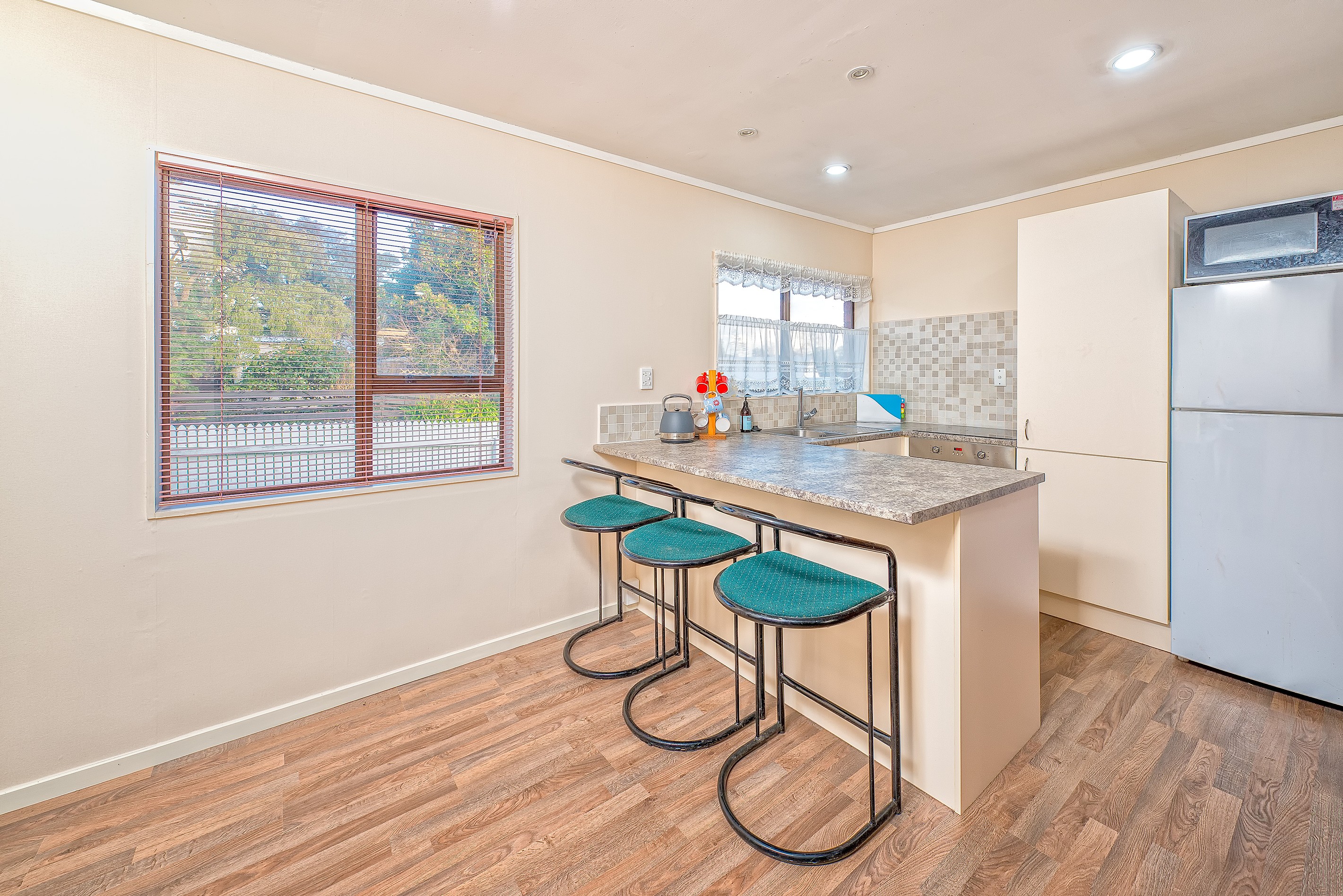 1/3 Seaward Place, Wattle Downs, Manukau City