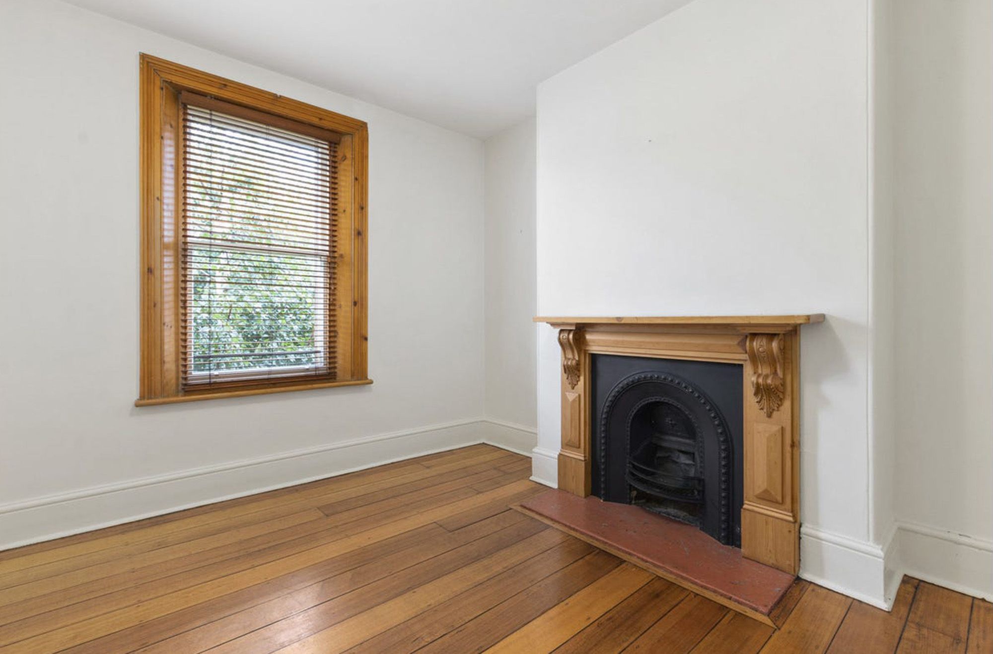 149 Campbell Street — photo 8 of 11