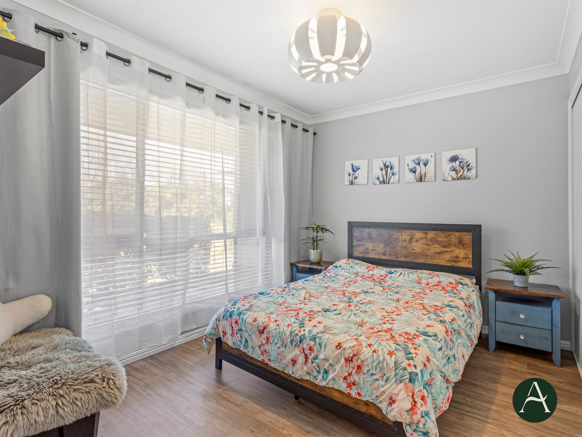 33 Hargraves Road — photo 6 of 20