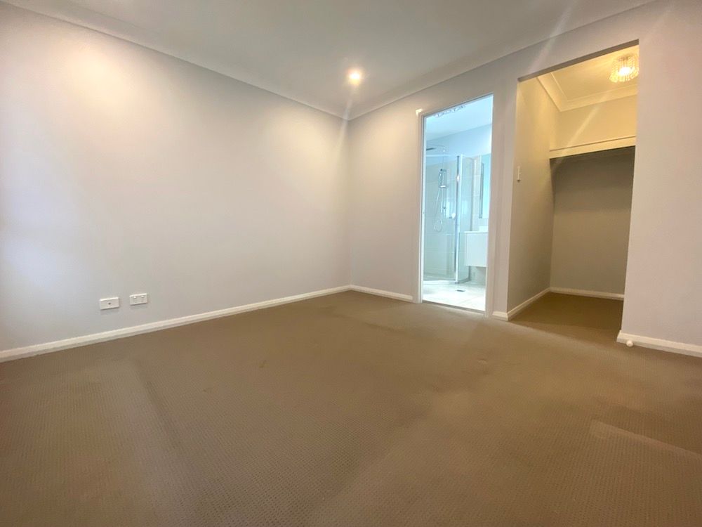 35 Mooney Street, Spring Farm, NSW 2570
