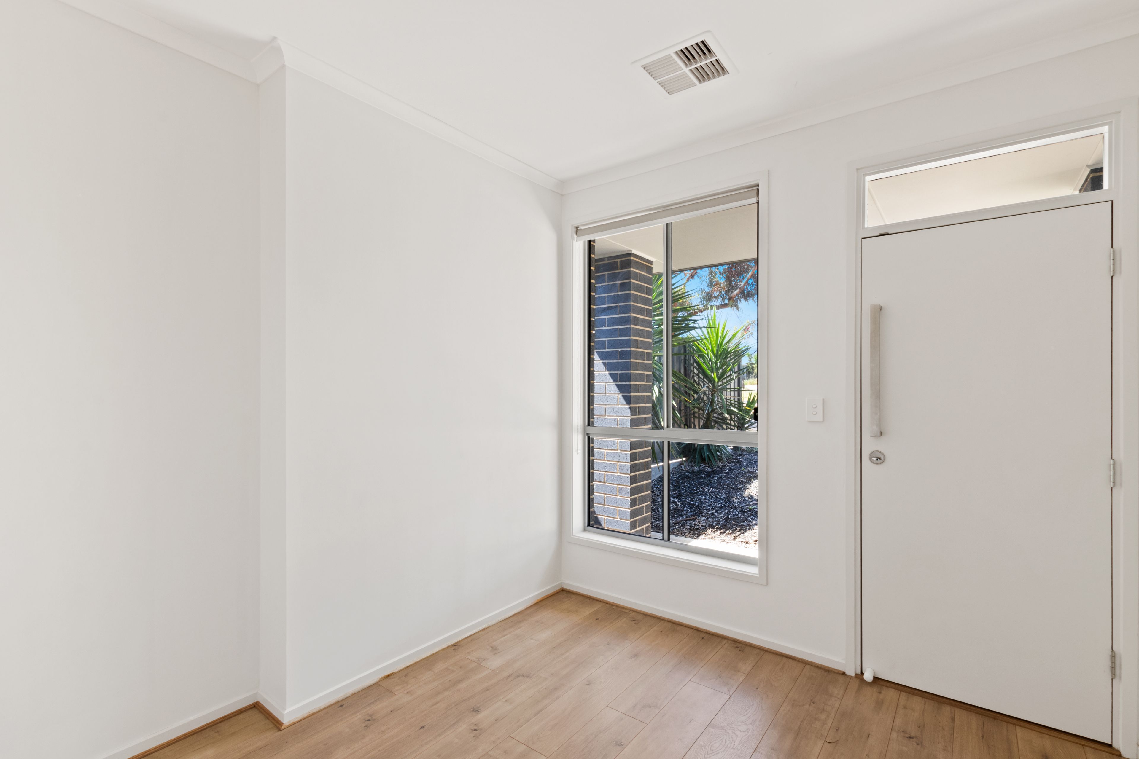 15 Leicester Street, Clearview, SA 5085