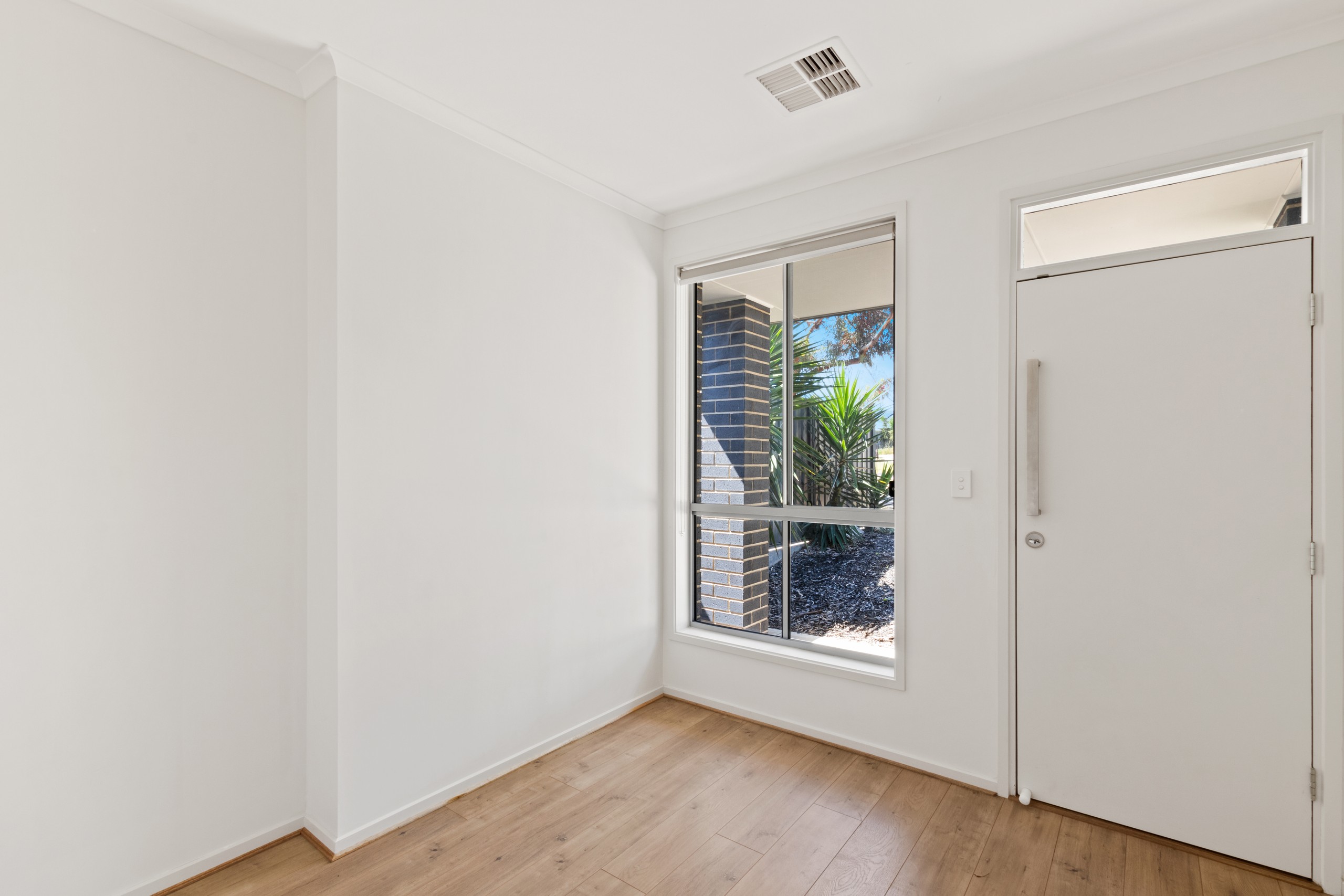 15 Leicester Street, Clearview, SA 5085