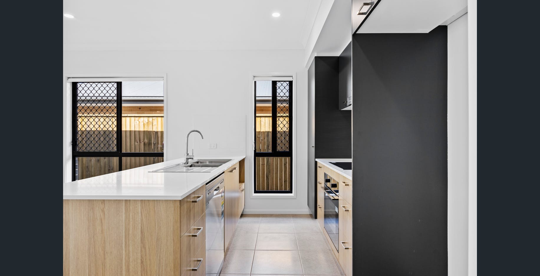 60 Hewing pl,, Park Ridge, QLD 4125