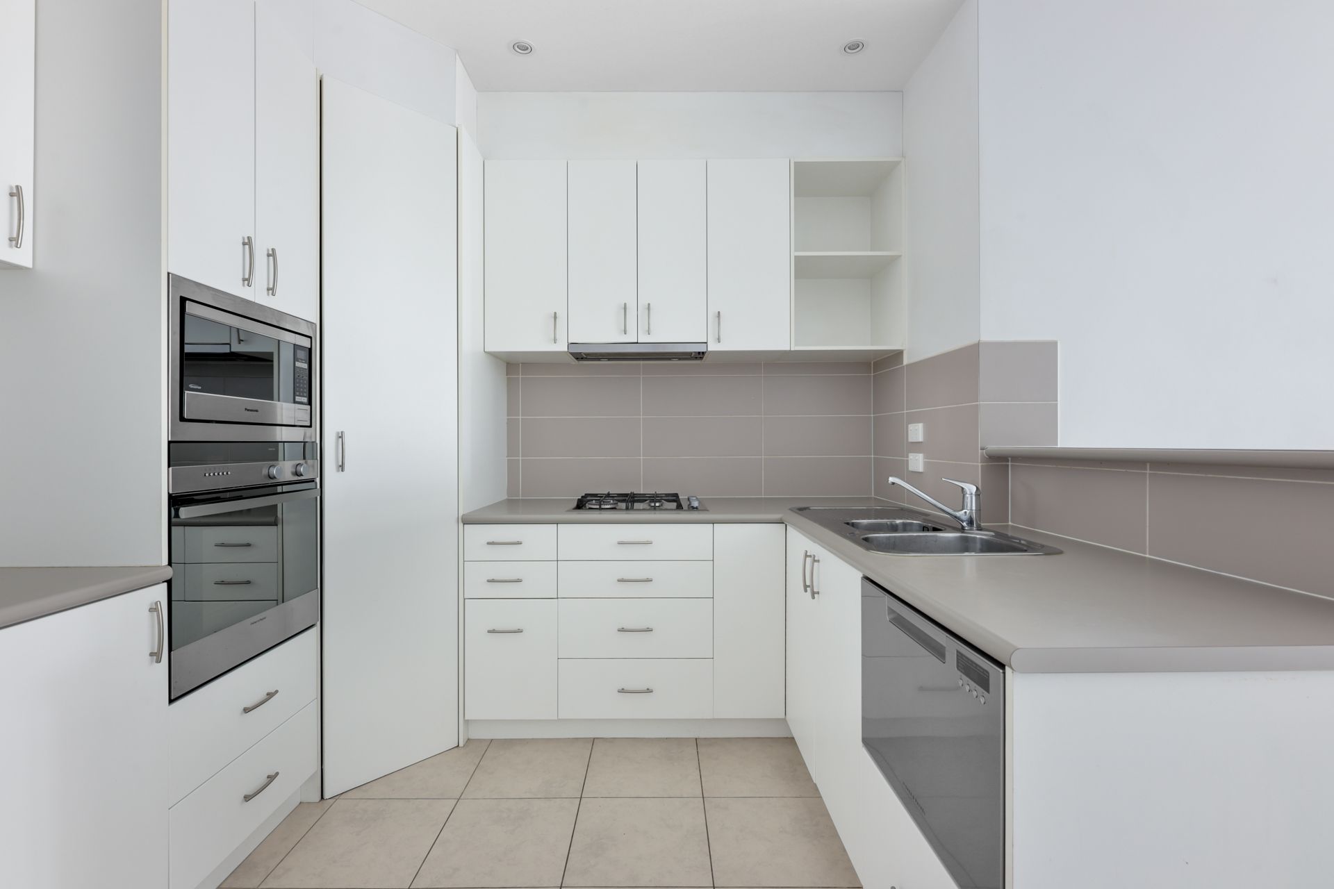 4/279 Charman Road, Cheltenham, VIC 3192