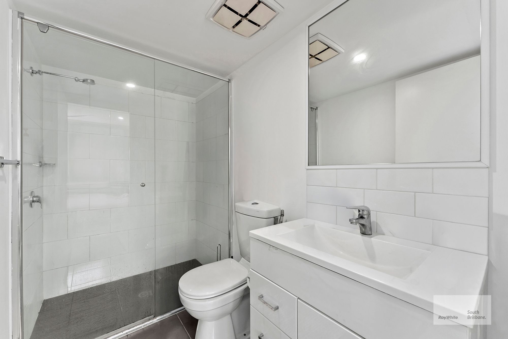 13/6 Lockhart Street — photo 8 of 14