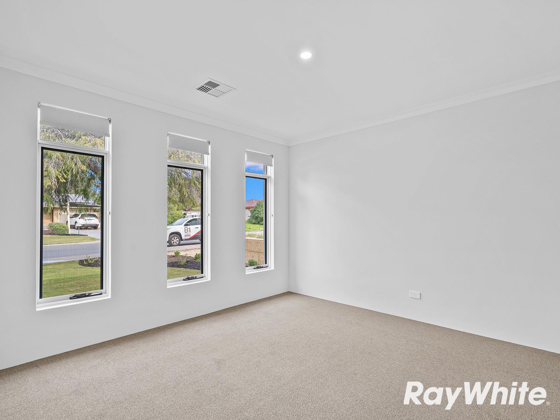 36 Swiftshire Road, Madora Bay, WA 6210