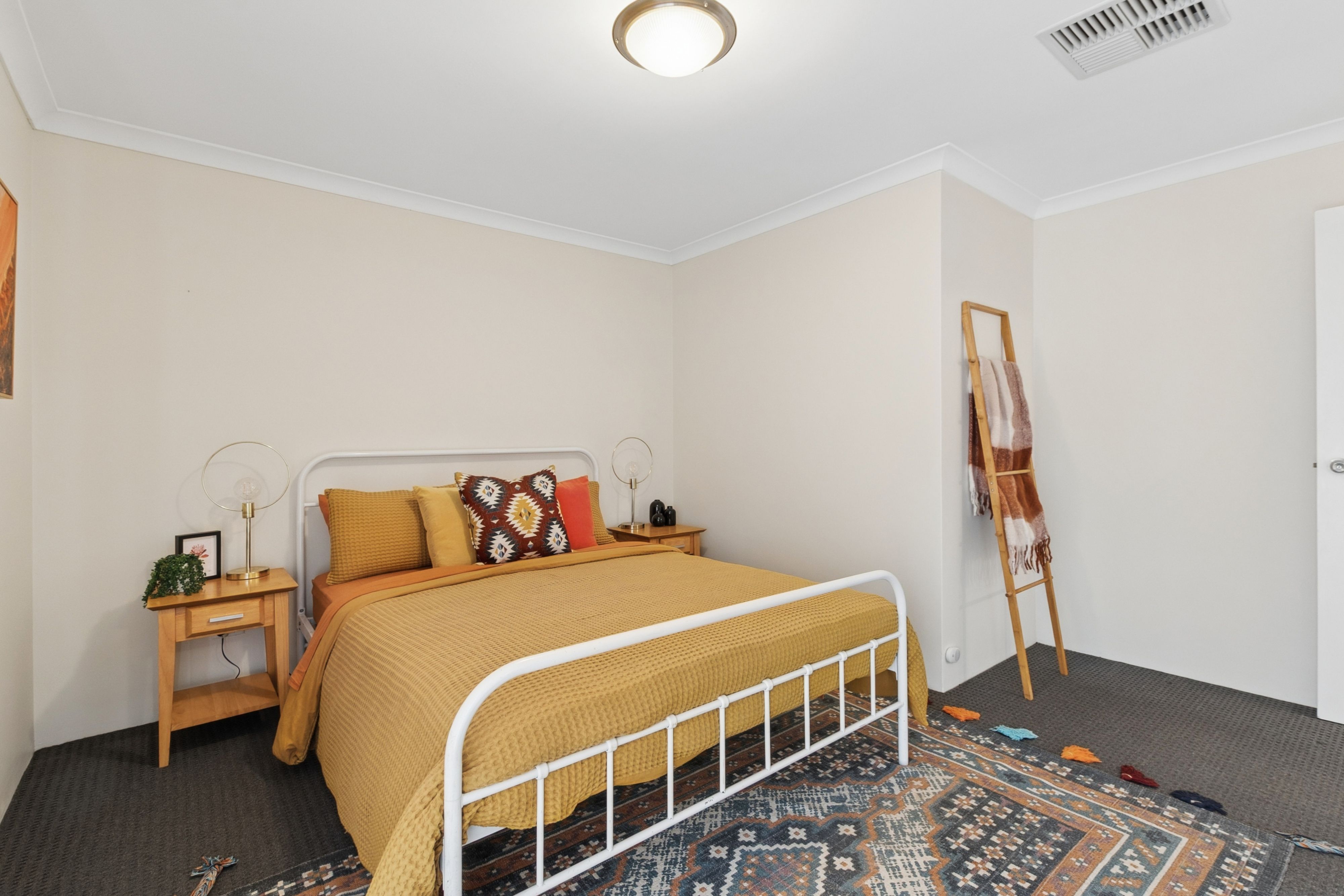 2/71 Kelvin Street — photo 15 of 23