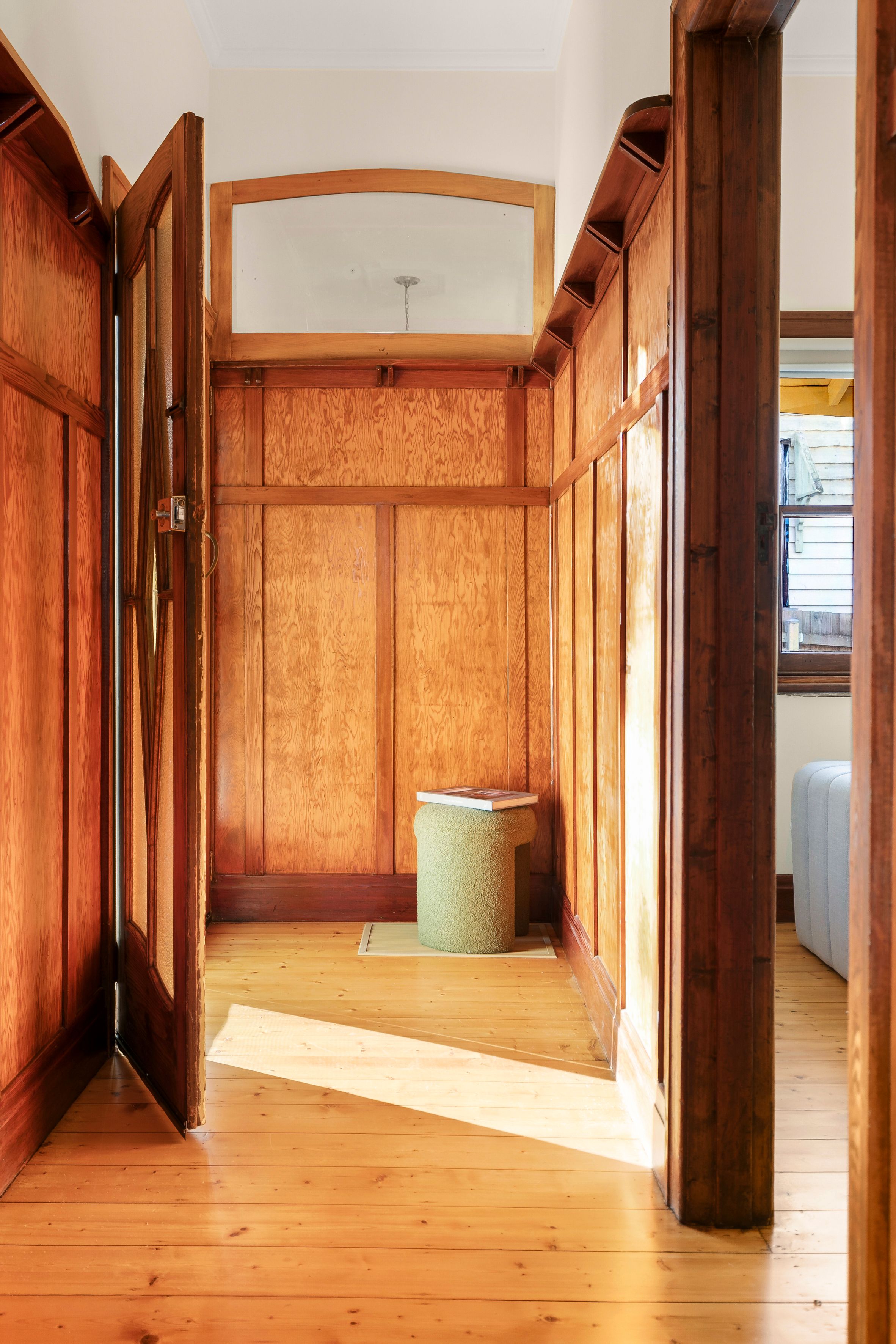 72 Shaftsbury Street — photo 5 of 17