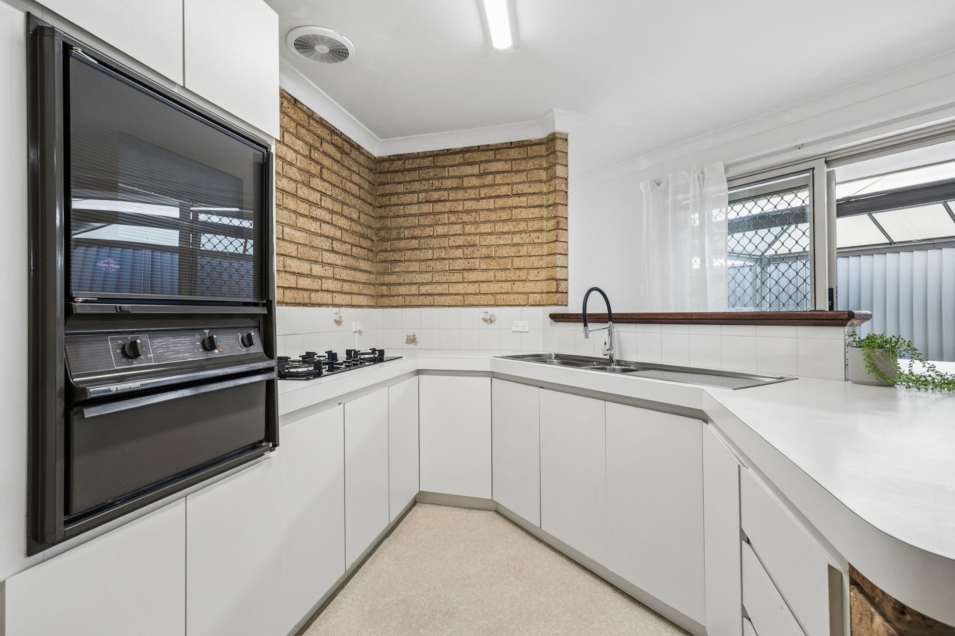 18B Stellfox Close — photo 4 of 22