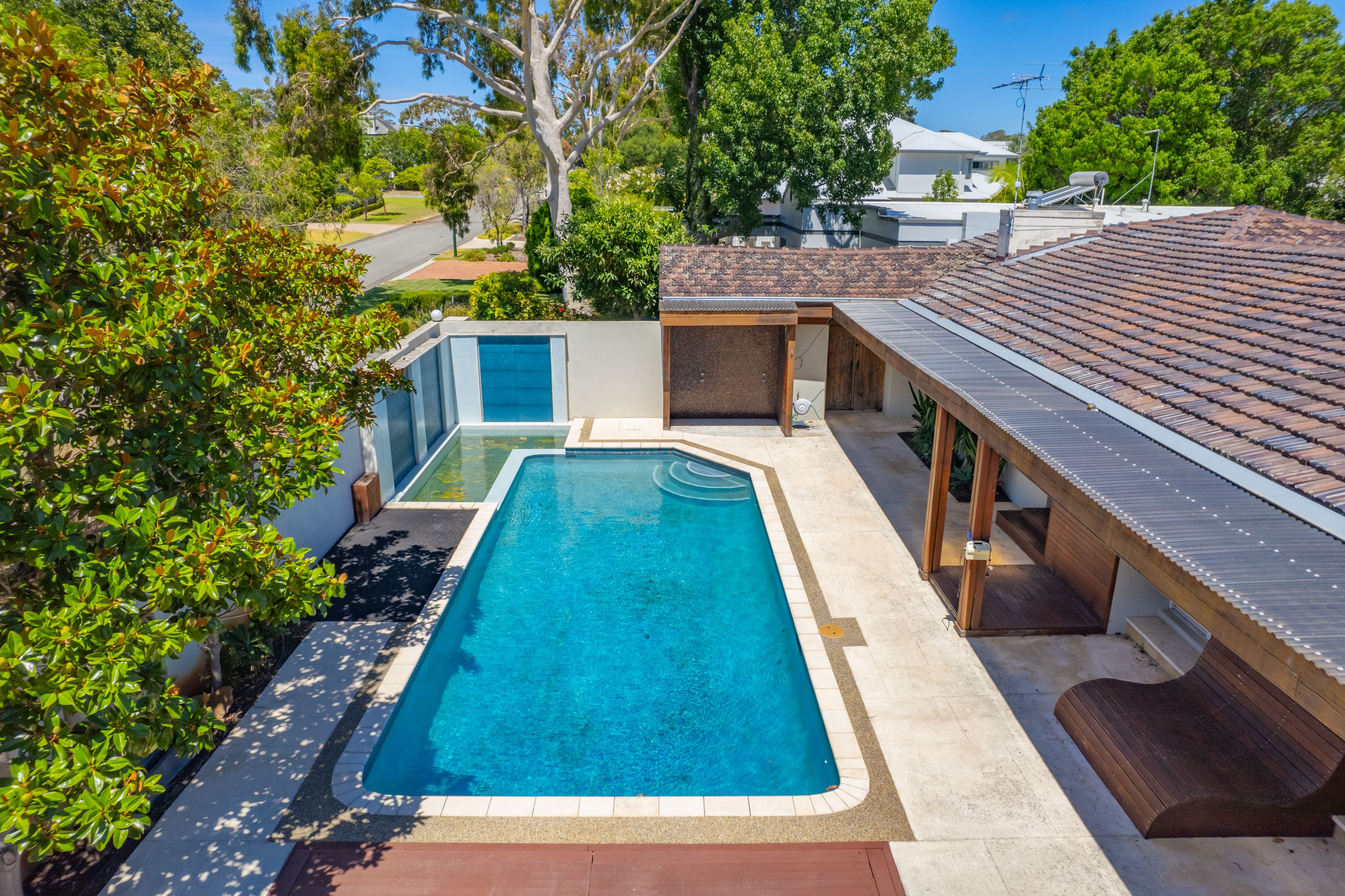 17 Glengariff Drive, Floreat, WA 6014