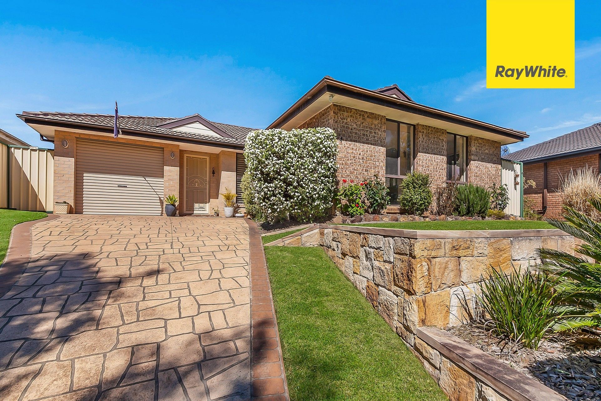 4 Ashgrove Crescent