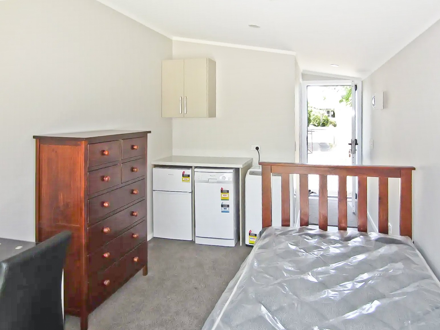 11b Cricket Place, Melville, Hamilton City