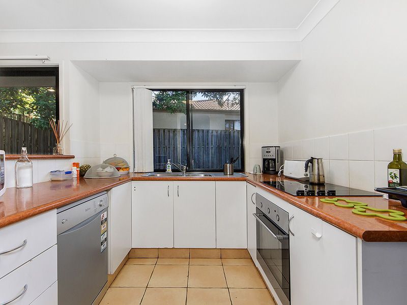 51/590 Pine Ridge Road, Coombabah, QLD 4216