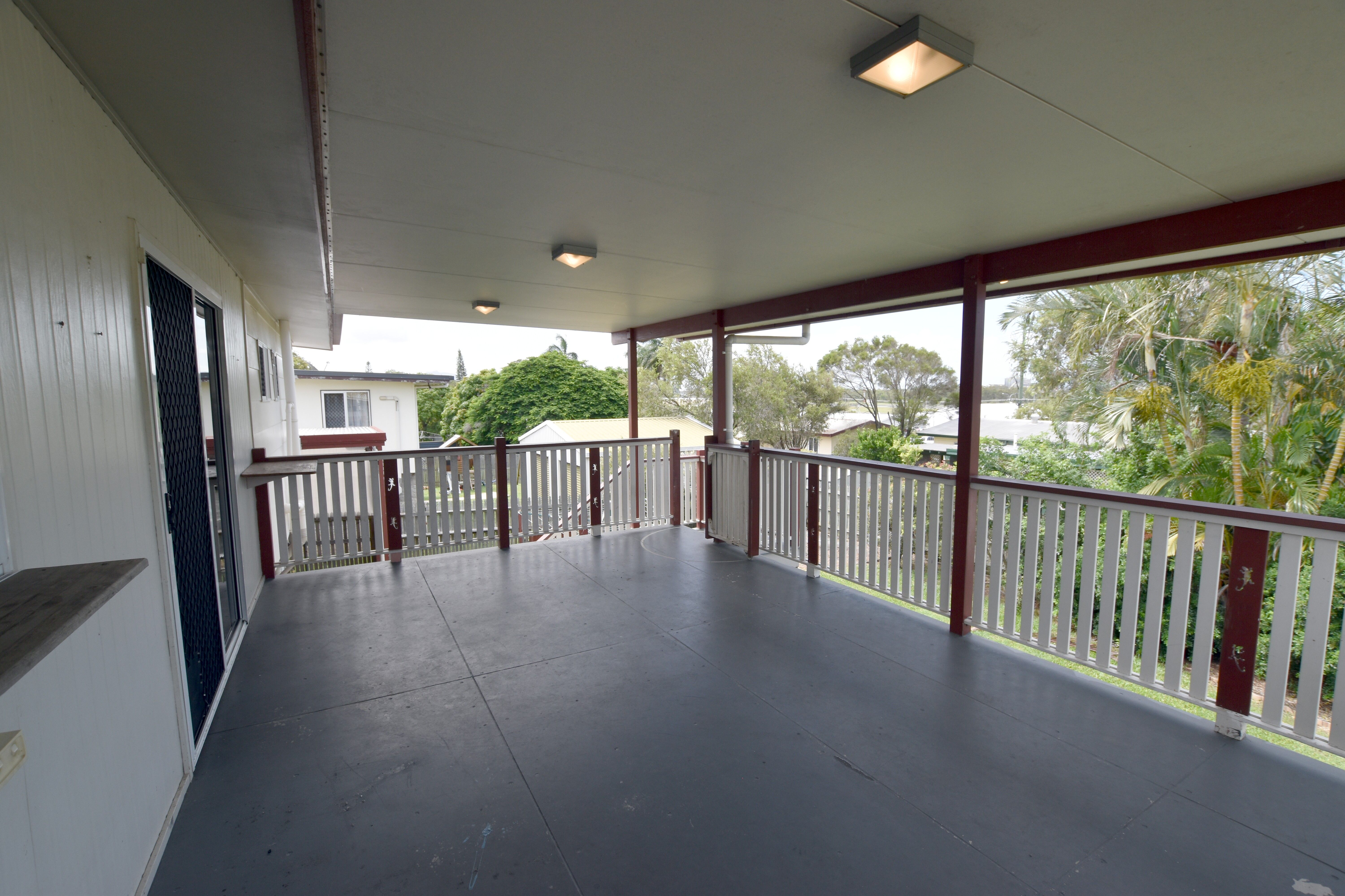27 Campbell Street, Clinton, QLD 4680