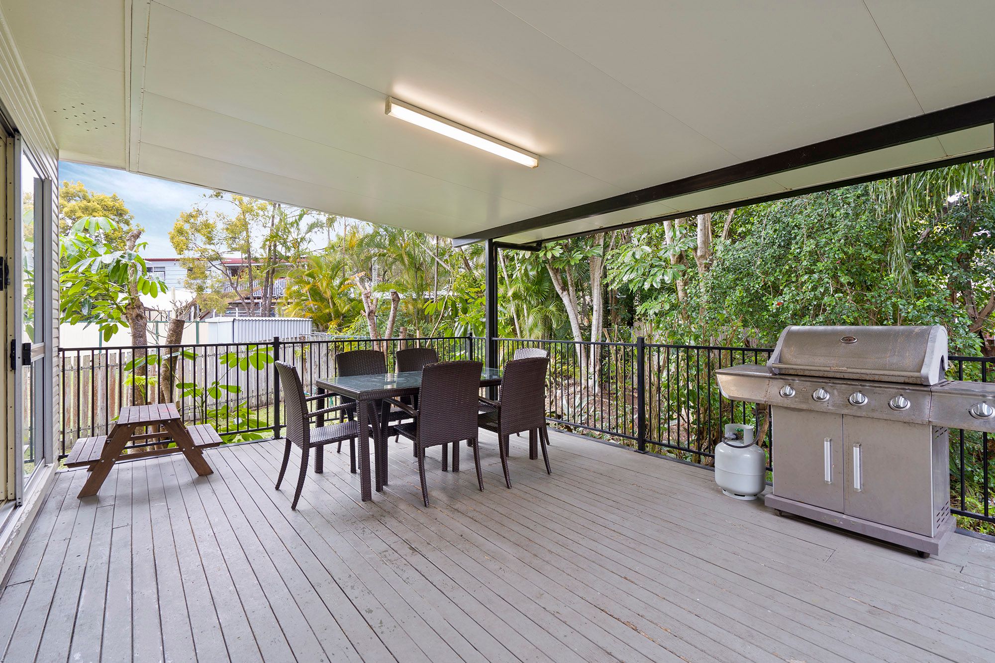 20 Ewinga Street, Kingston, QLD 4114