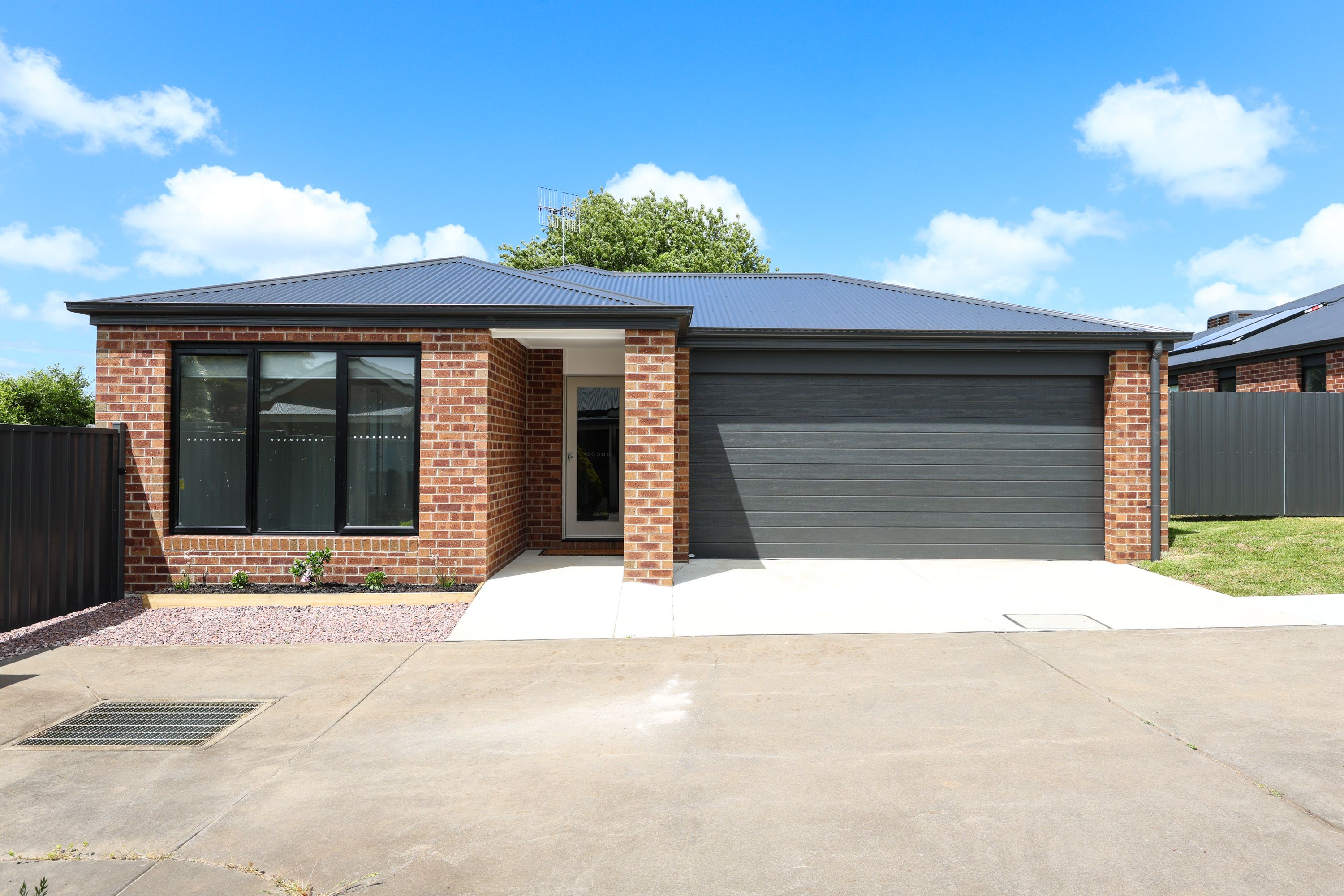 64 Curdie Street, Cobden VIC 3266
