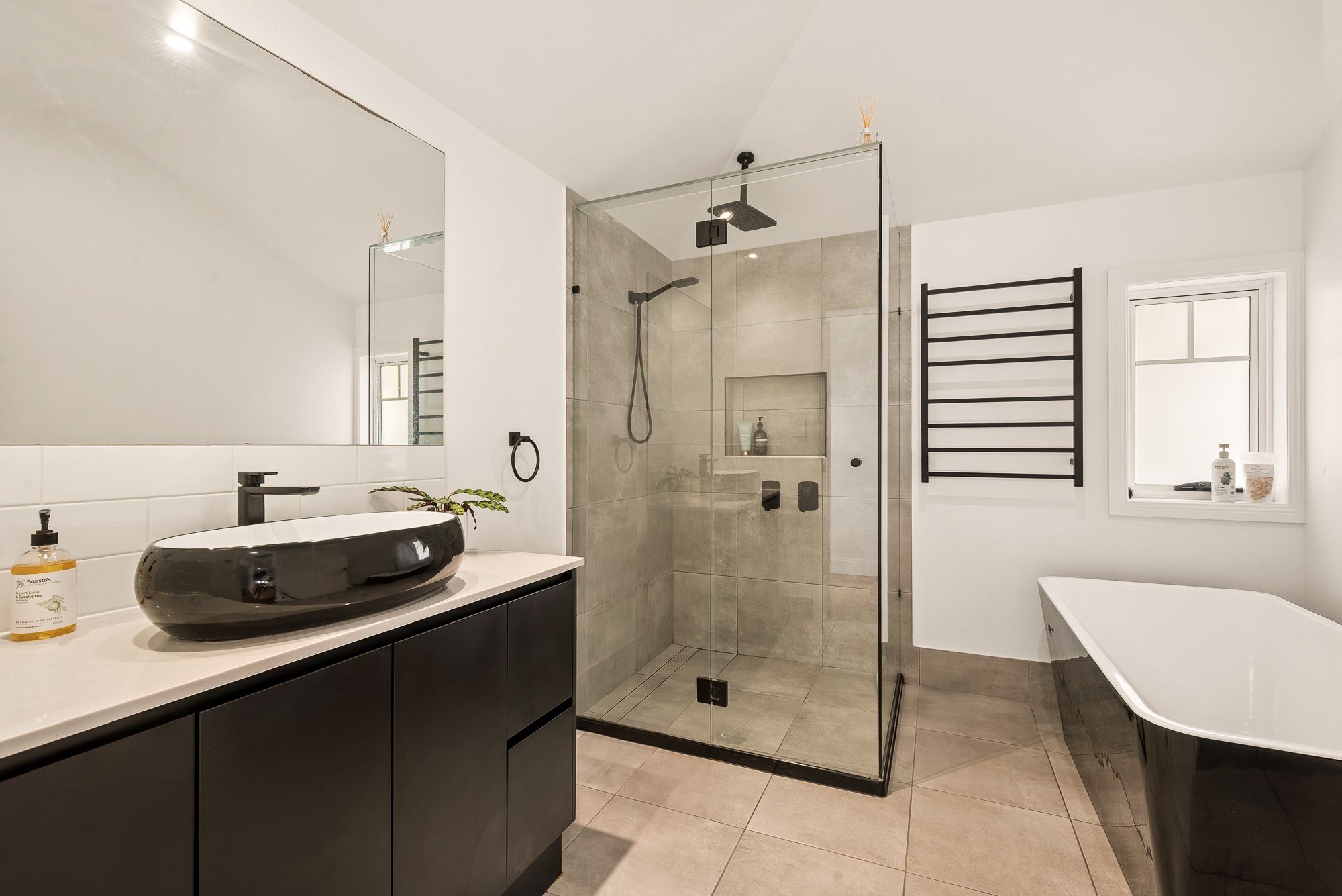 37 Windemere Avenue — photo 16 of 29