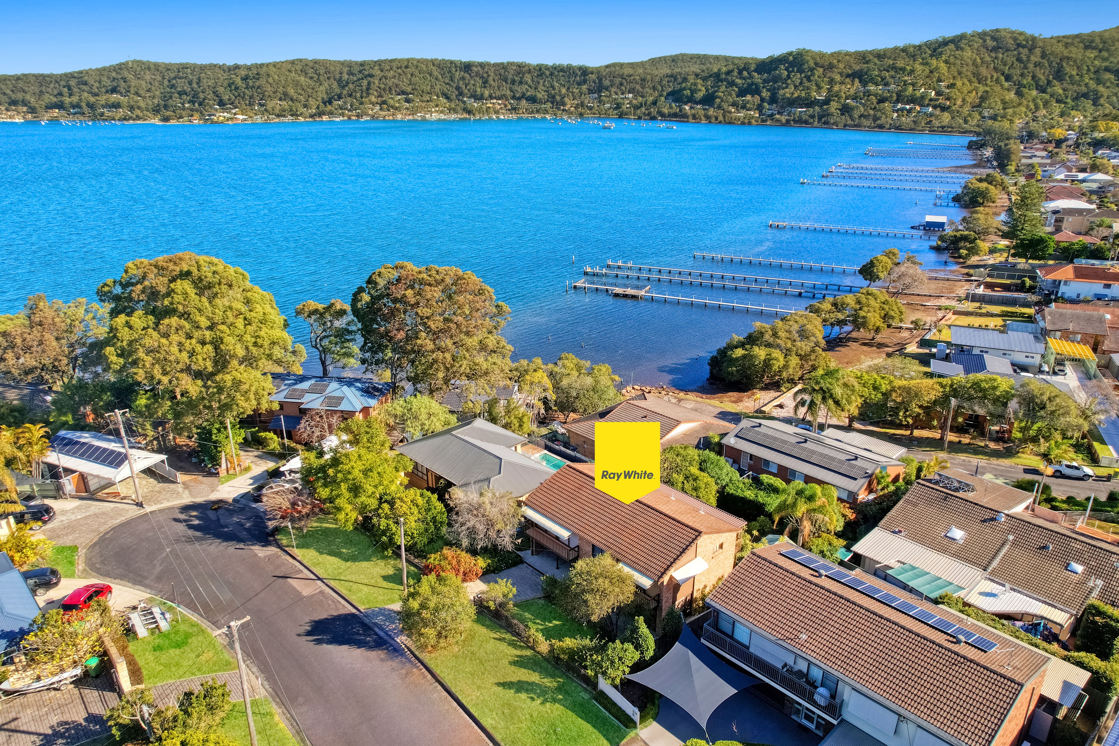 12 Coogee Road, Point Clare, NSW 2250 Sold House Ray White