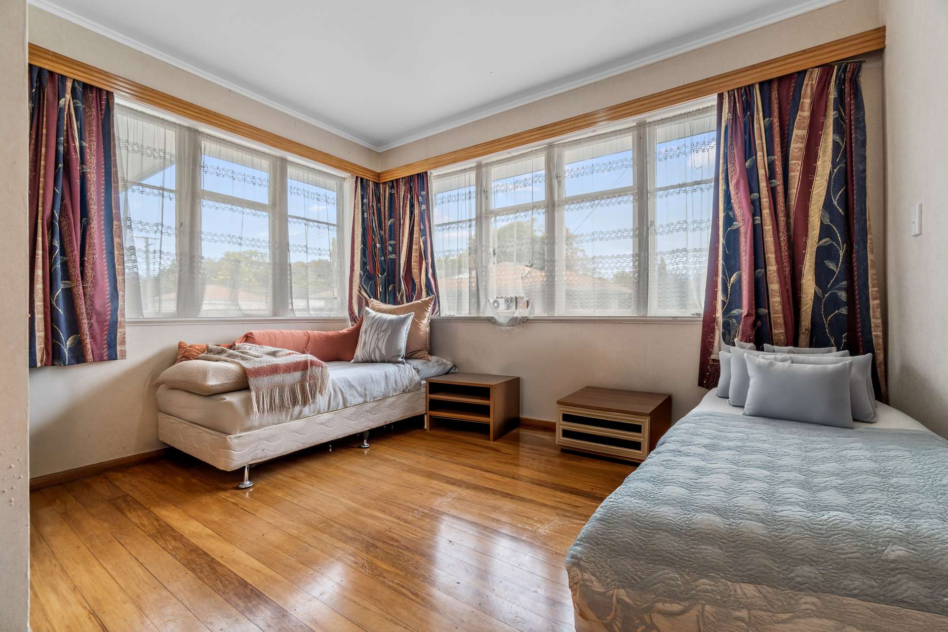 475 Mutu Street photo 5