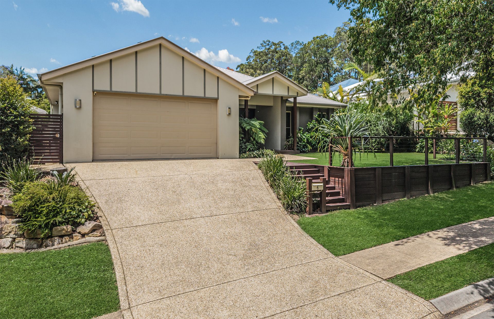 6 Paynters Pocket Avenue, Palmwoods QLD 4555