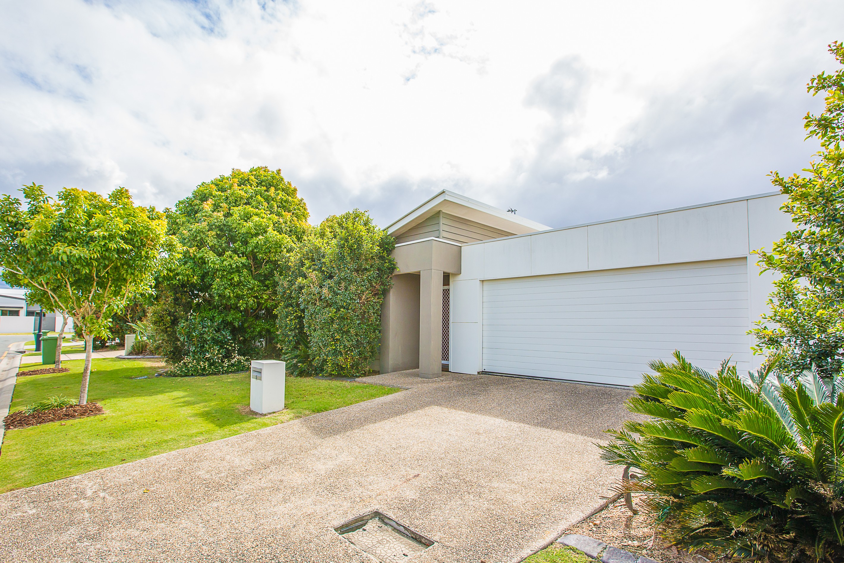 5 Mariner Avenue, Hope Island, QLD 4212