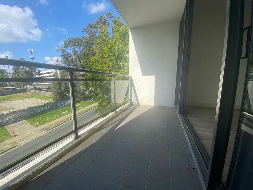 15C/541 Pembroke Road — photo 8 of 8