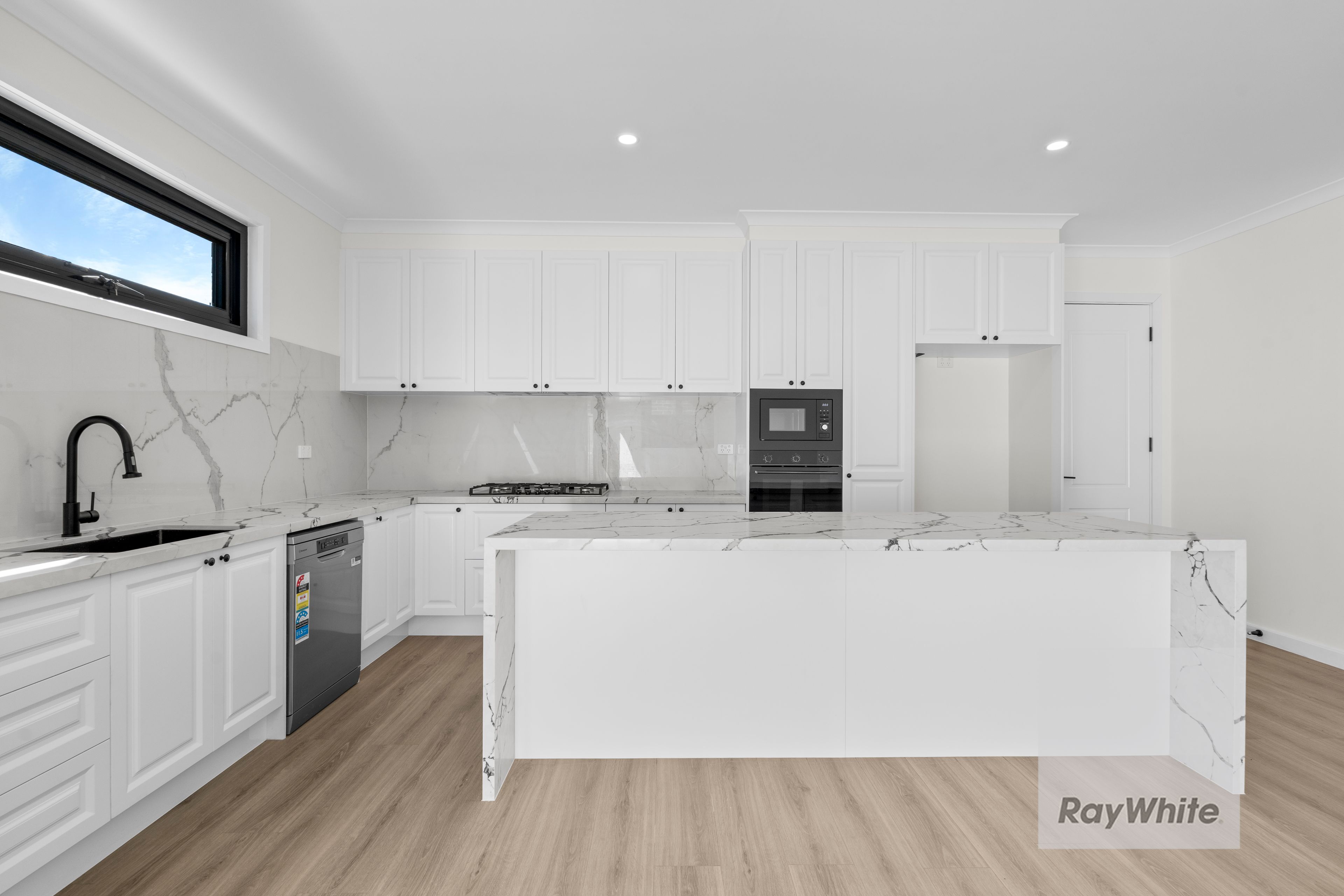 2/10 Olympic Street, Bundoora, VIC 3083