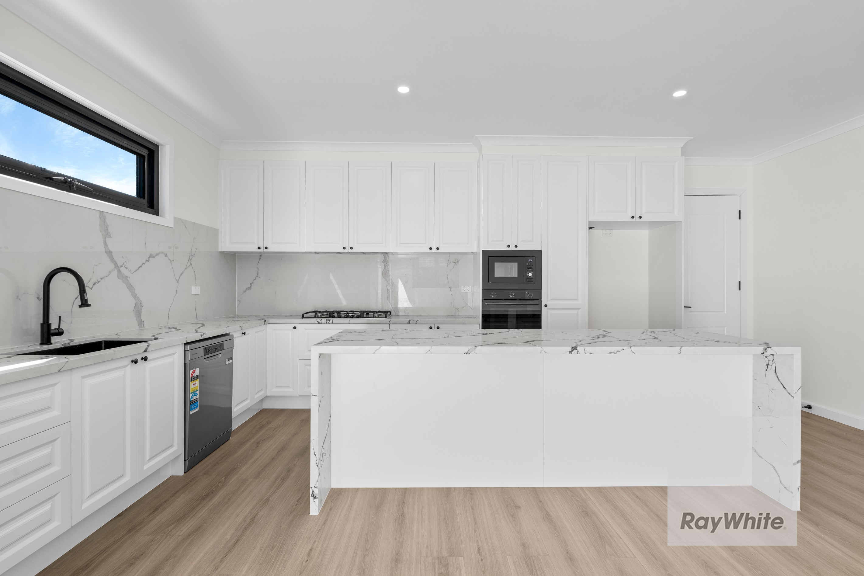 2/10 Olympic Street, Bundoora, VIC 3083