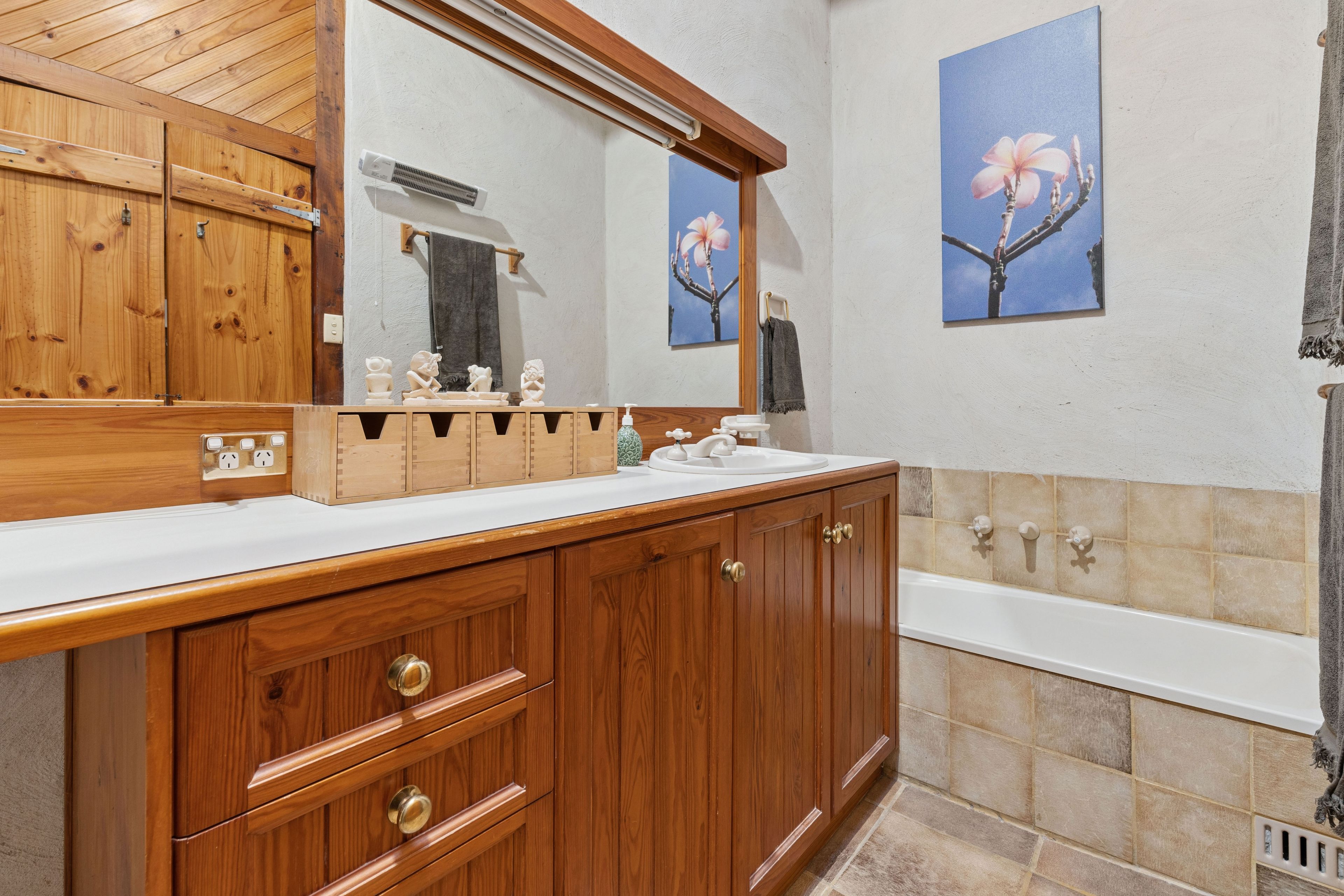 26 Tooma Drive — photo 17 of 30