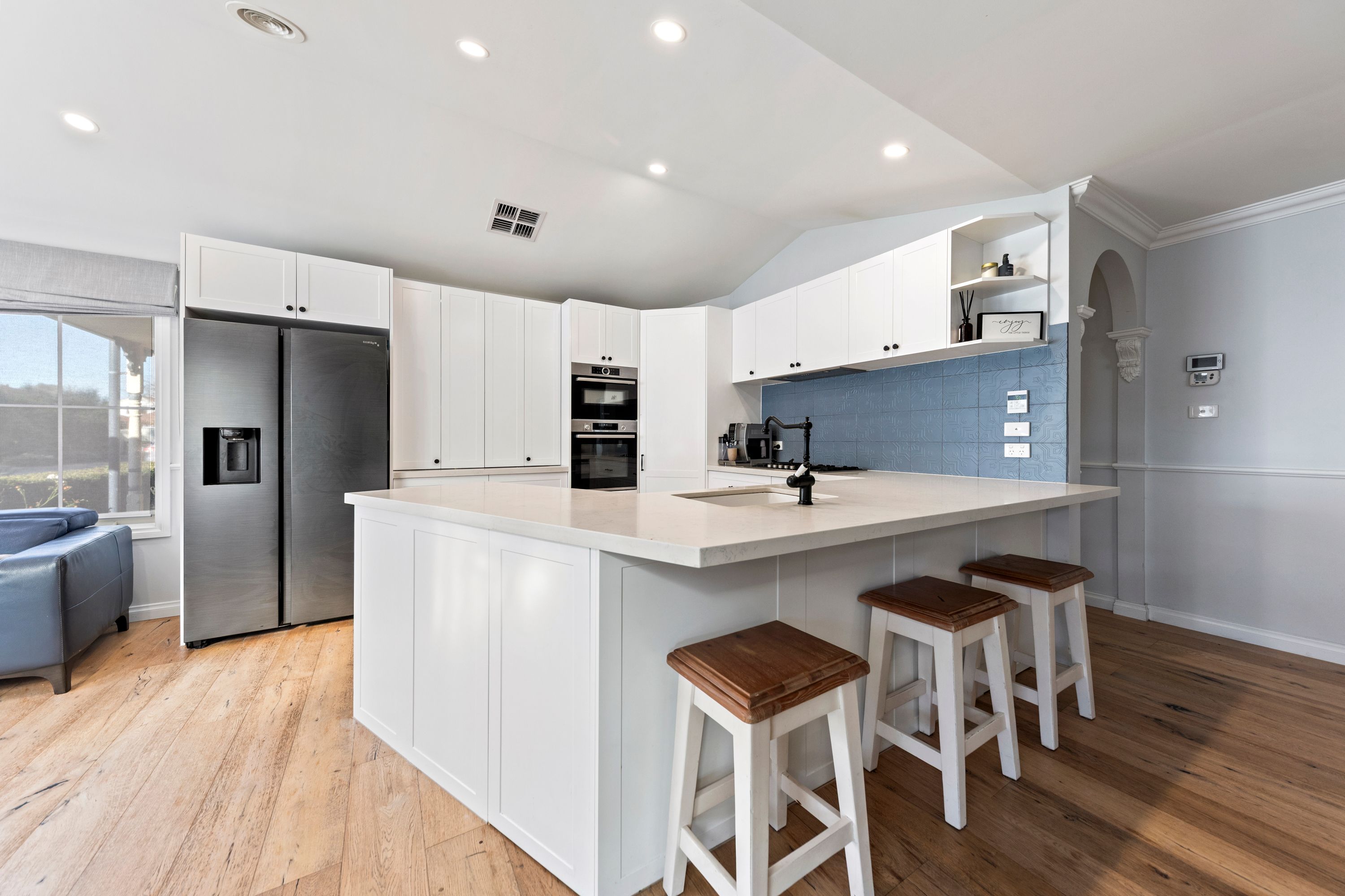 12 Tasman Way — photo 4 of 30