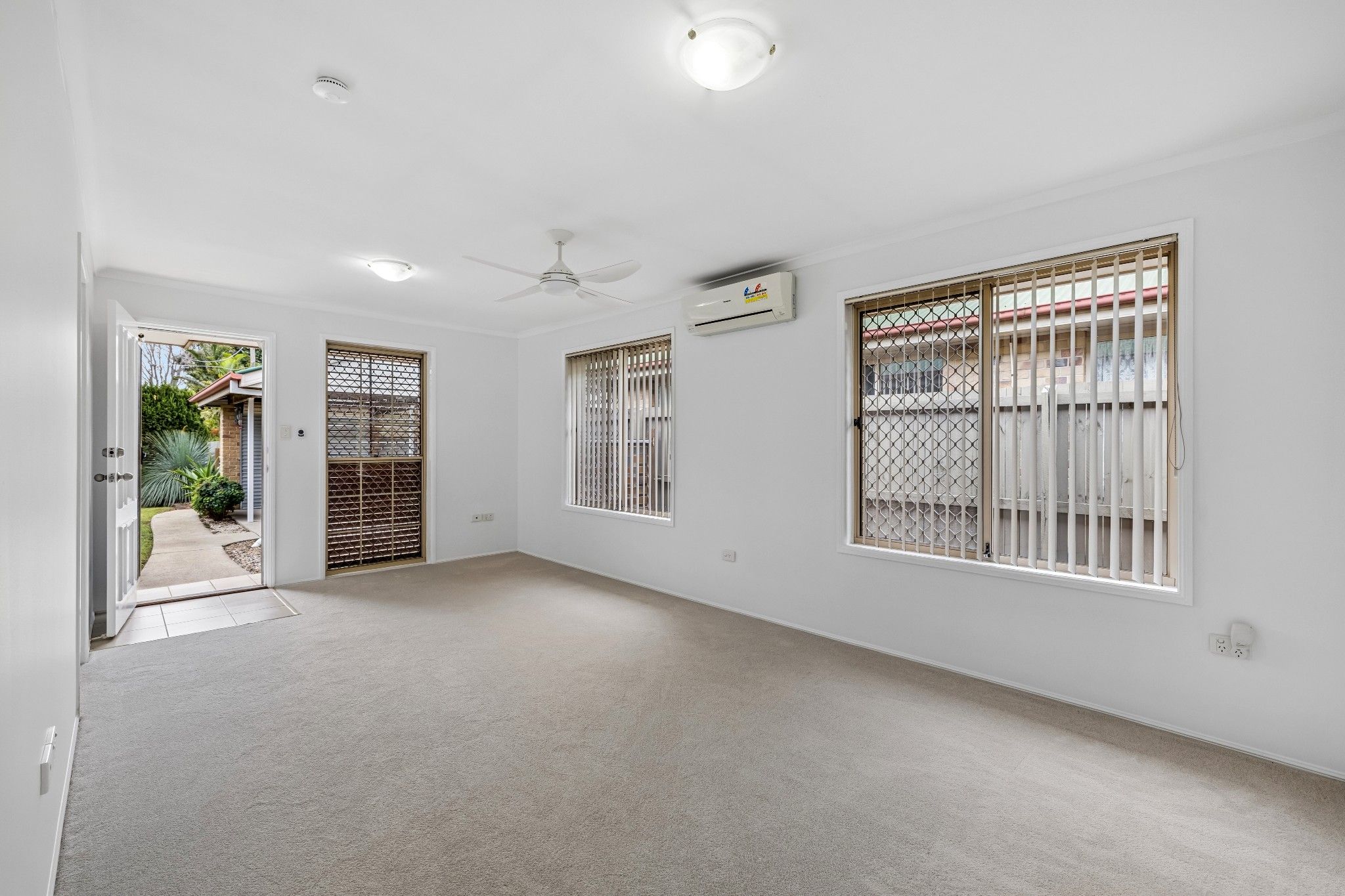 6 Mclennan Street — photo 4 of 29