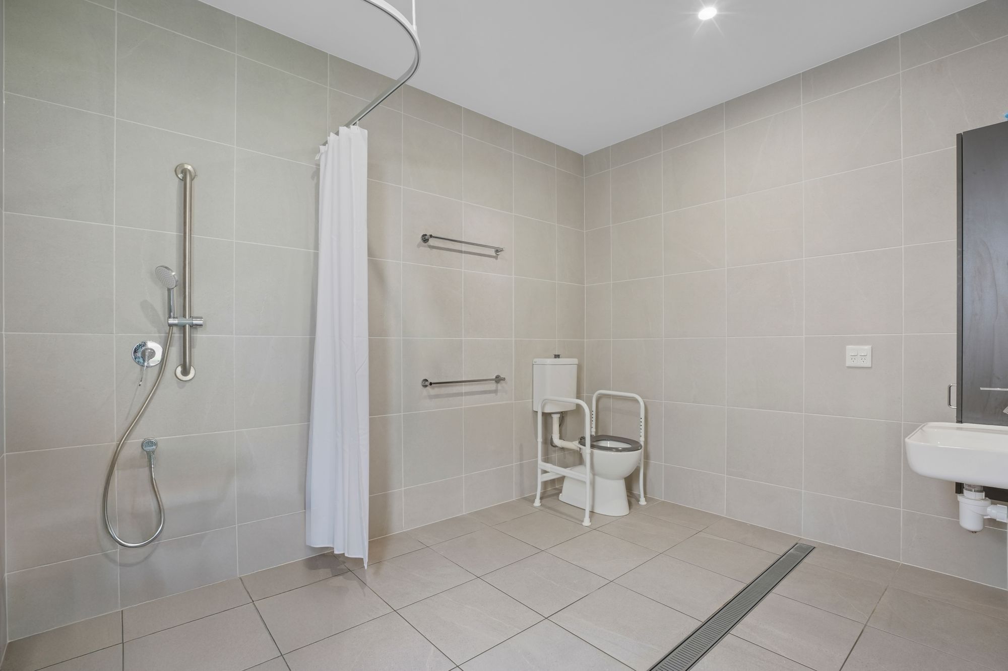 31 Langdon Street — photo 8 of 14