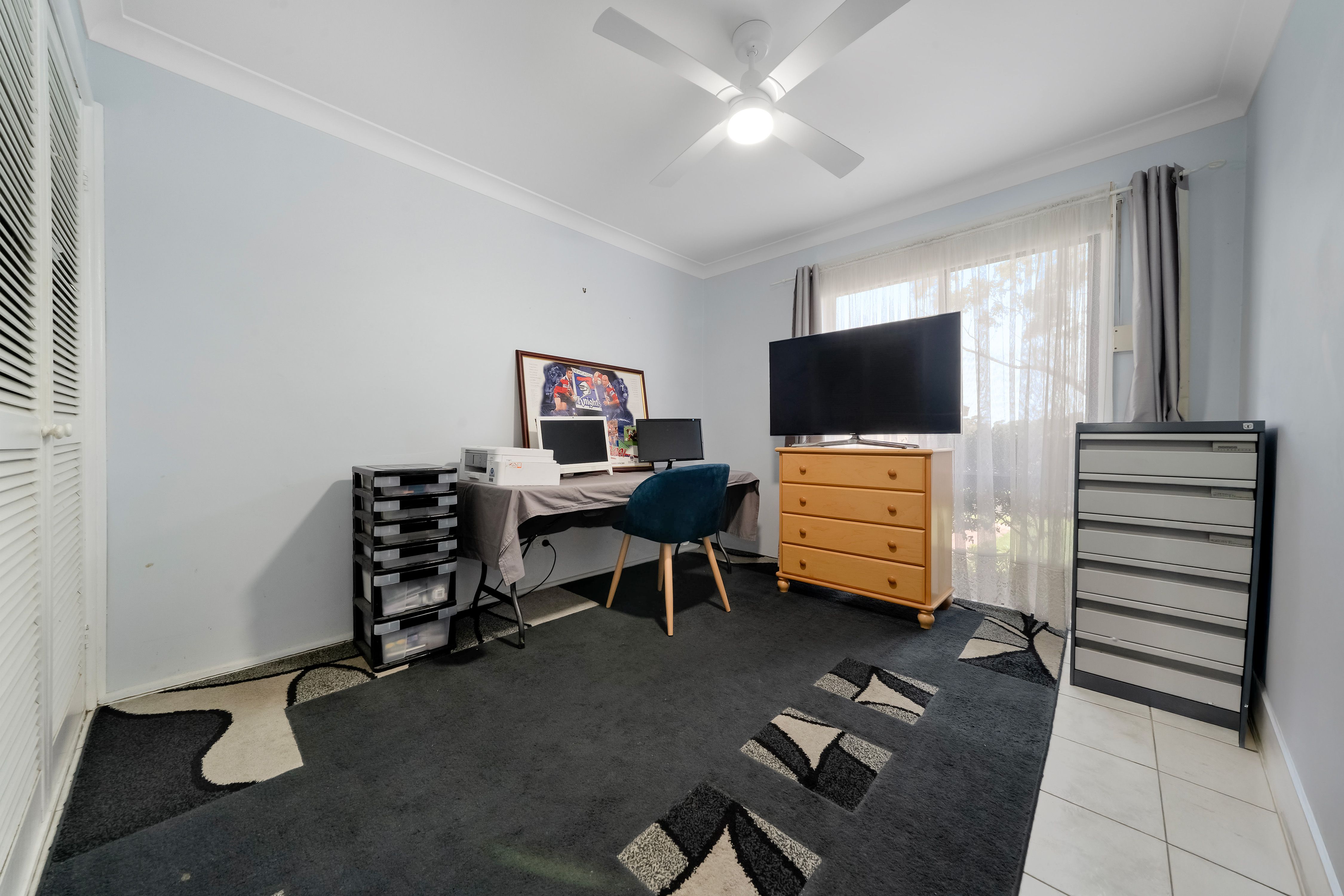 76 Hume Crescent — photo 10 of 21