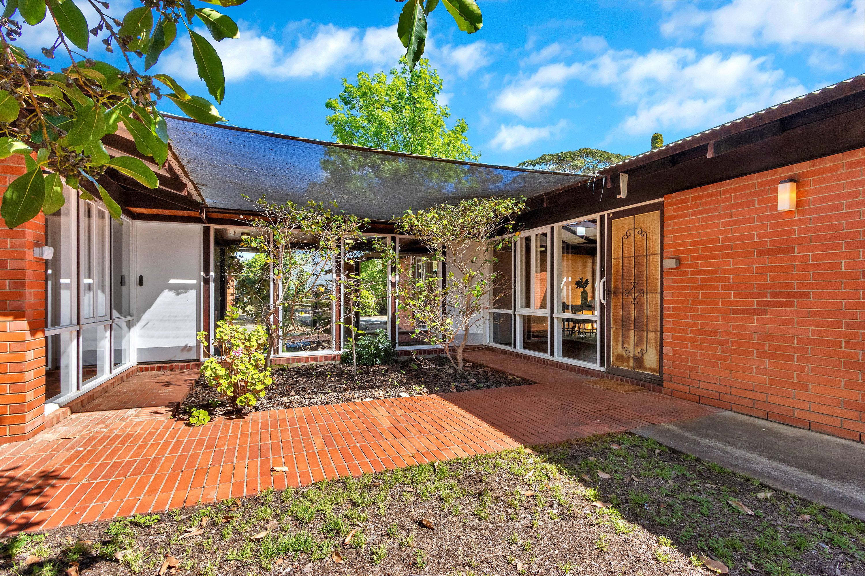 111 Greenock Road — photo 4 of 26