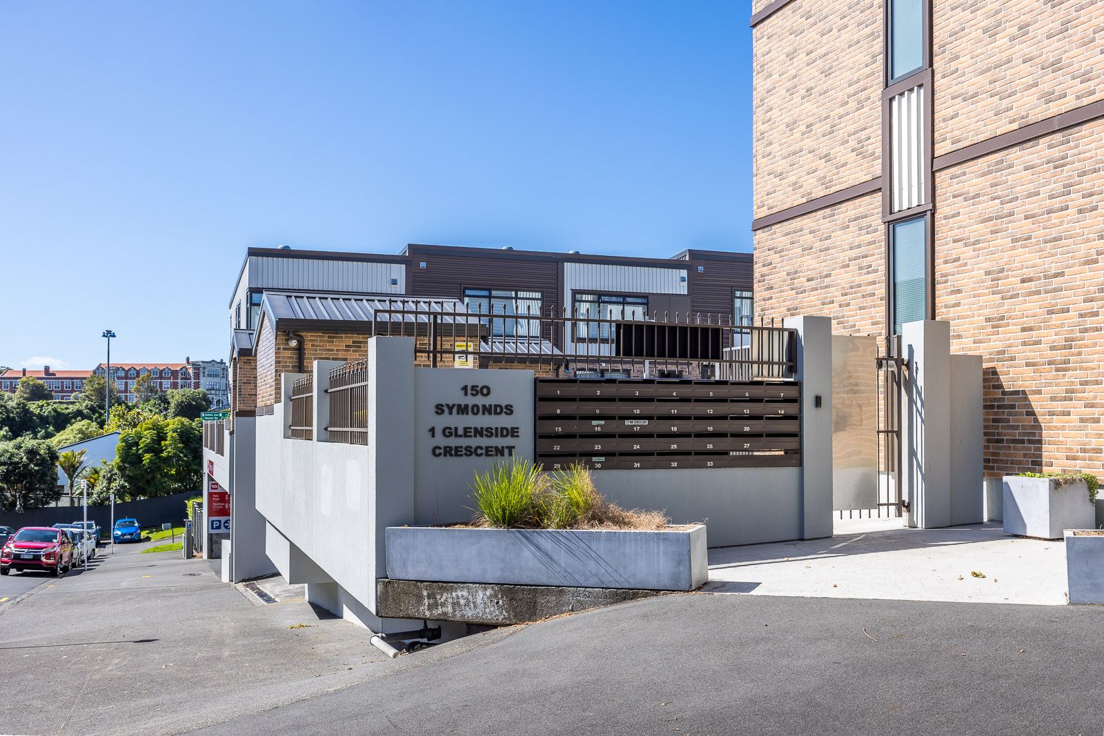 26/1 Glenside Crescent, Grafton, Auckland City 1010 Sold Townhouse